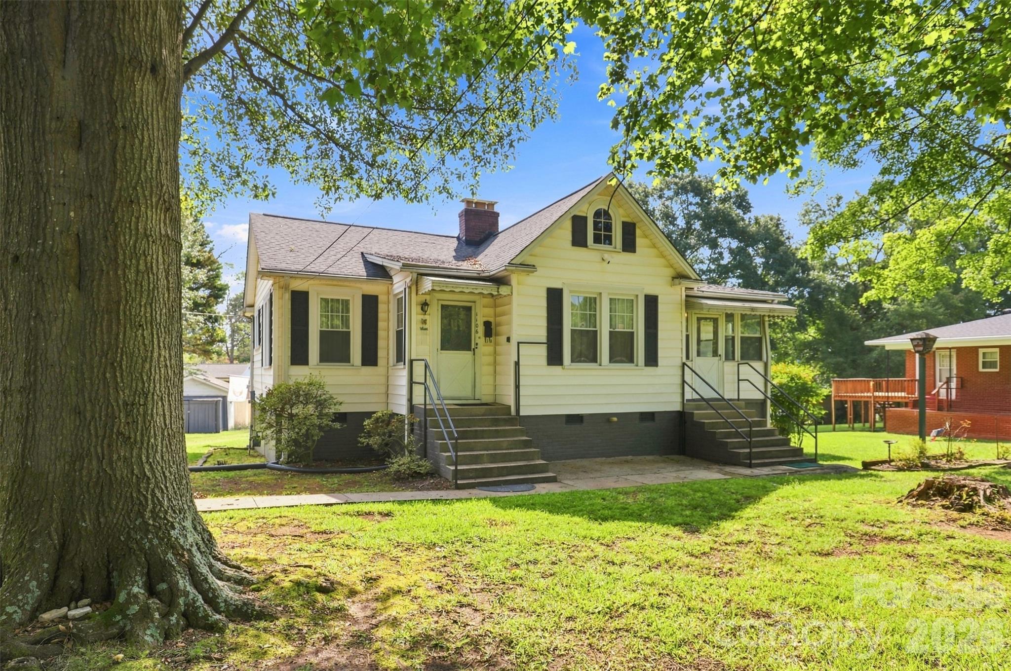 1106 N Main Street Property Photo 39