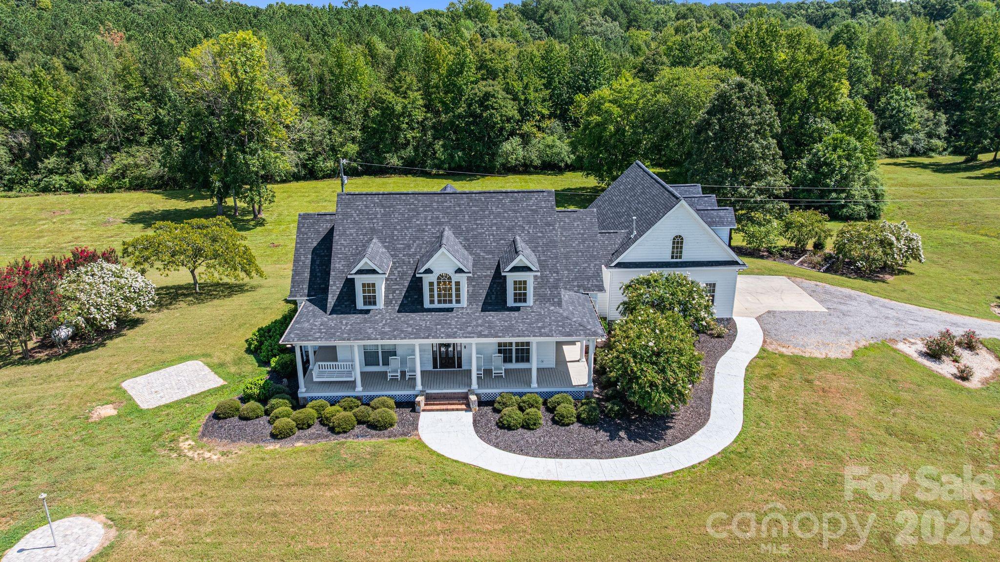 940 Wade Funderburk Road Property Photo 1