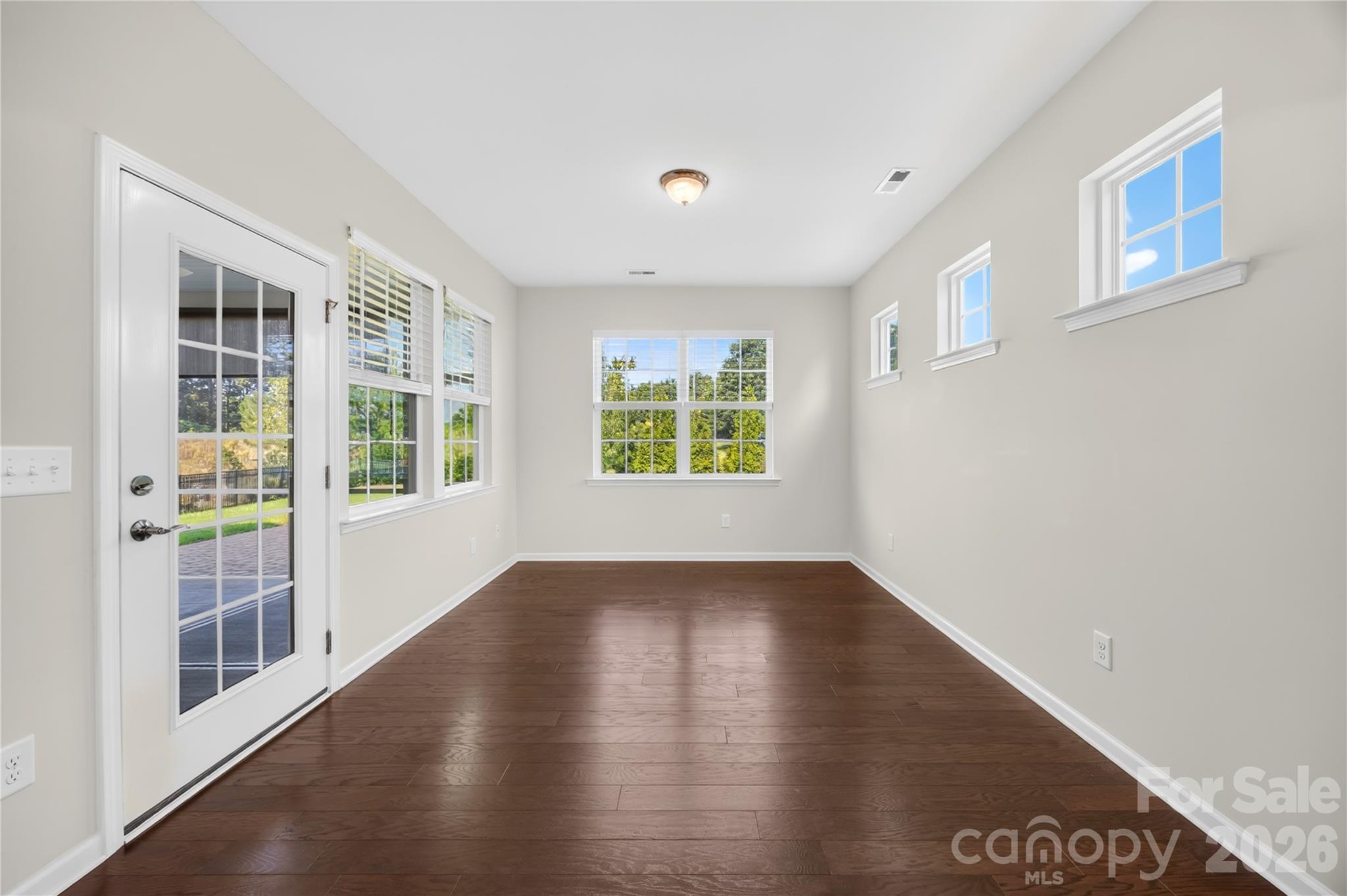 14012 Asbury Park Road Property Photo 8