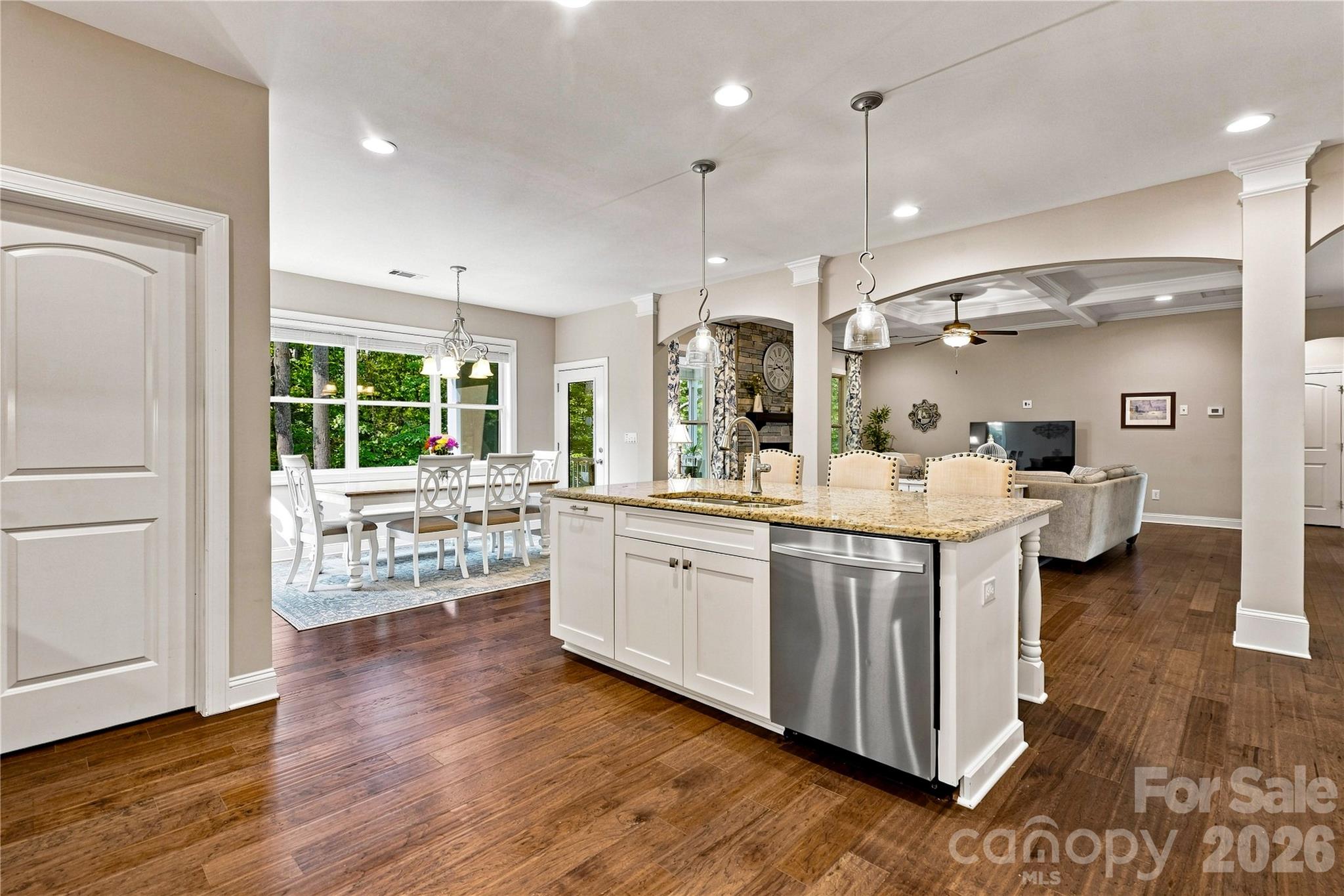 109 Athens Court Property Photo 15