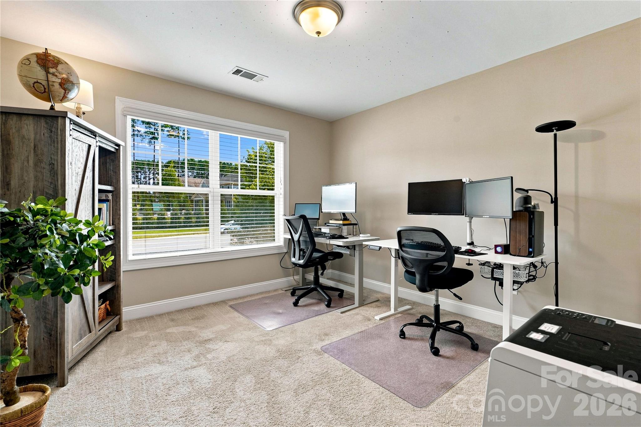 109 Athens Court Property Photo 34
