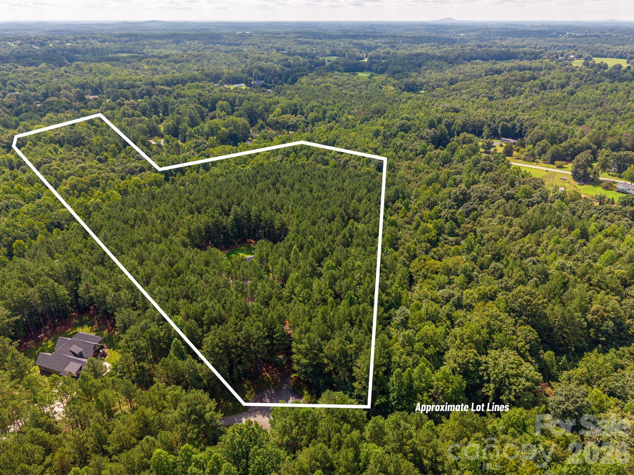 511 Carter Trail Property Photo 2