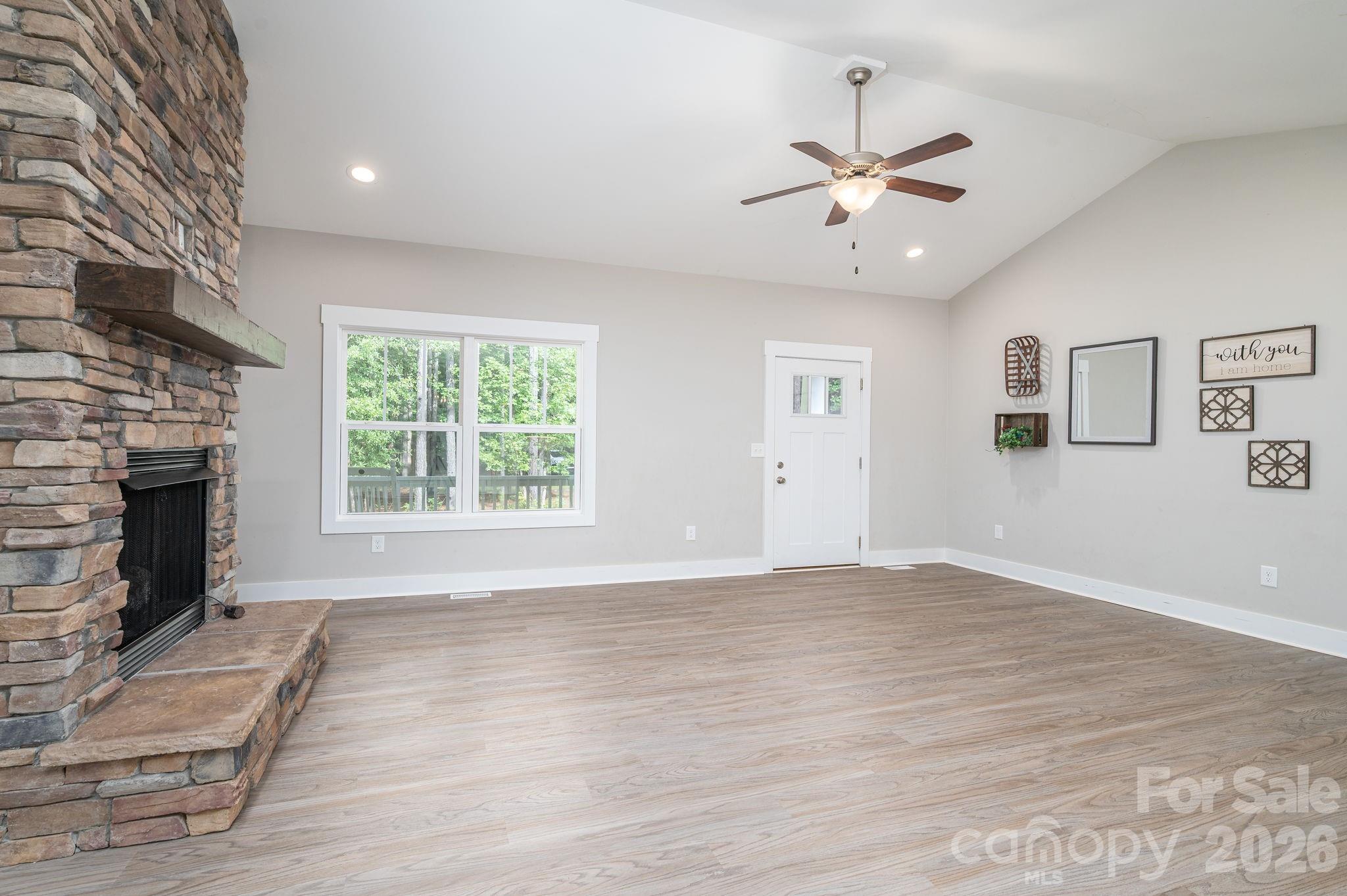 511 Carter Trail Property Photo 7