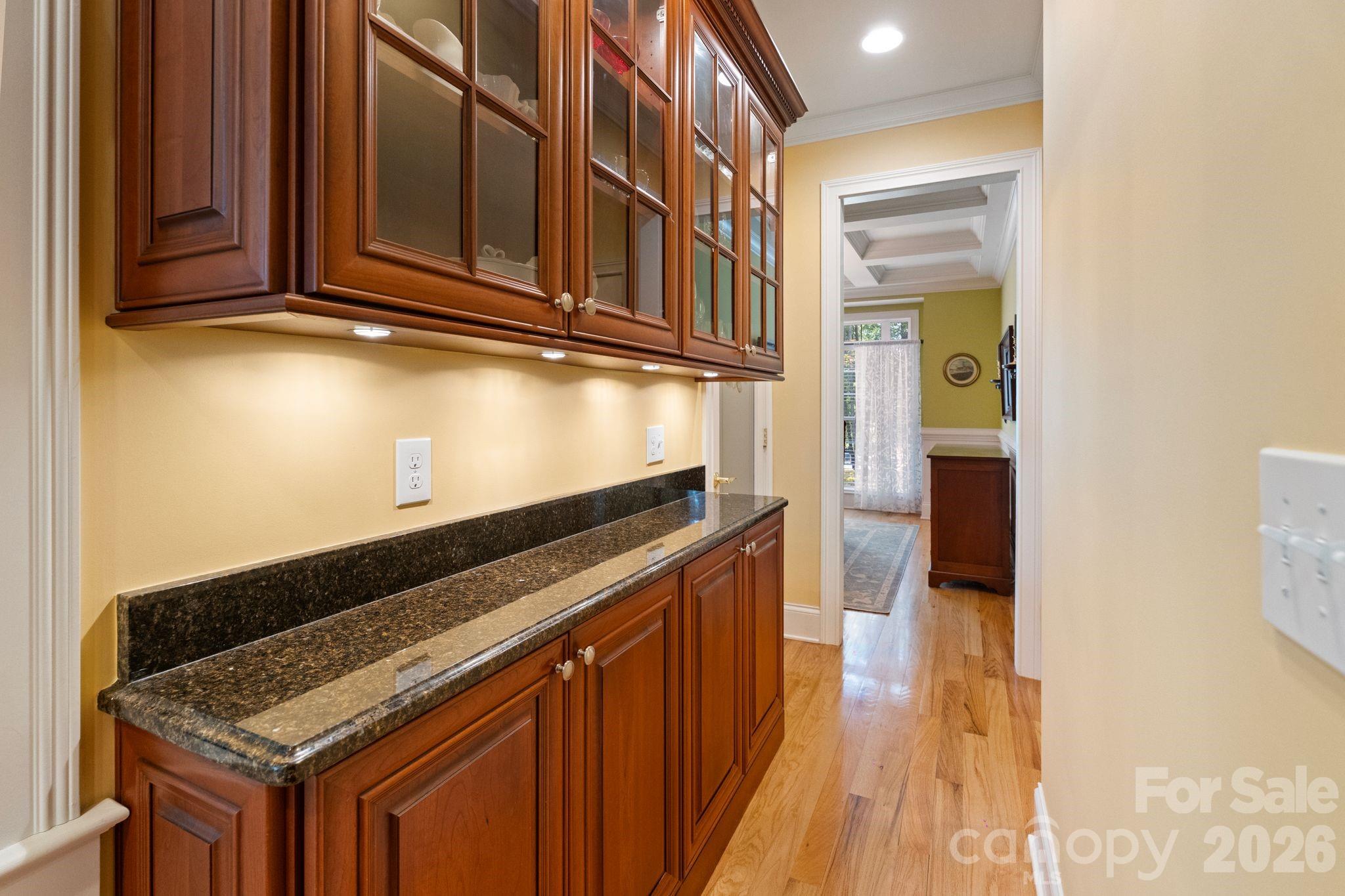7282 James Court Property Photo 8