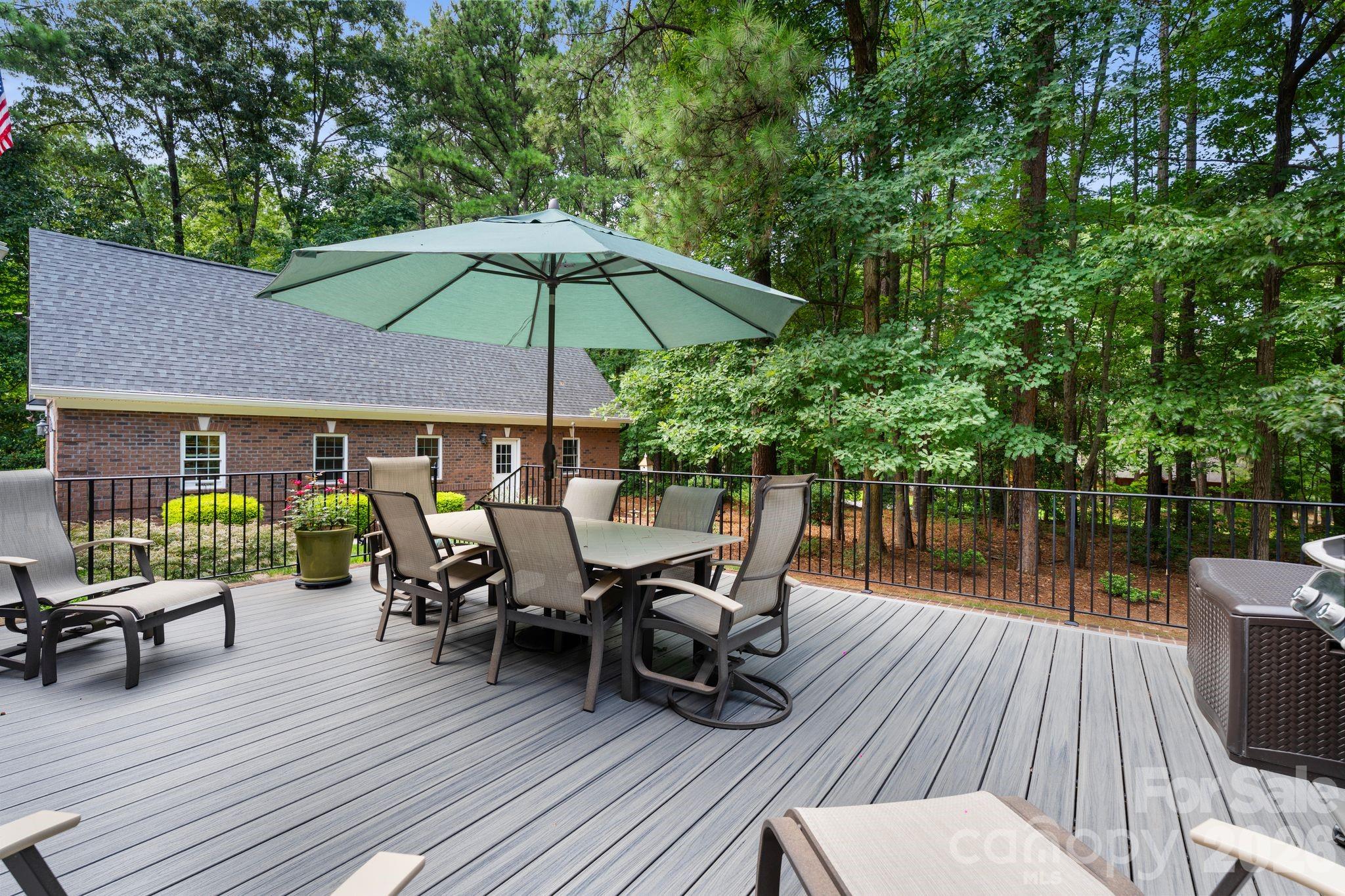 7282 James Court Property Photo 32