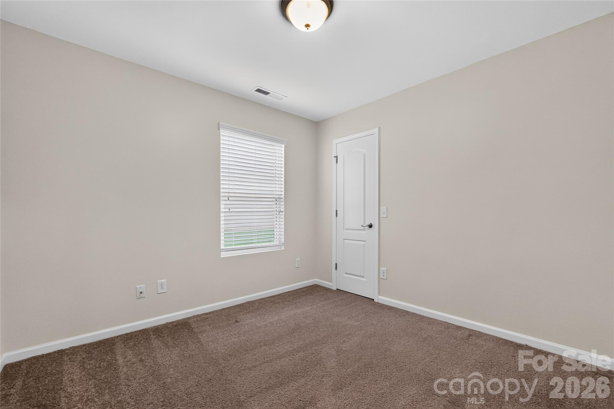 1716 White Willow Avenue Property Photo 8