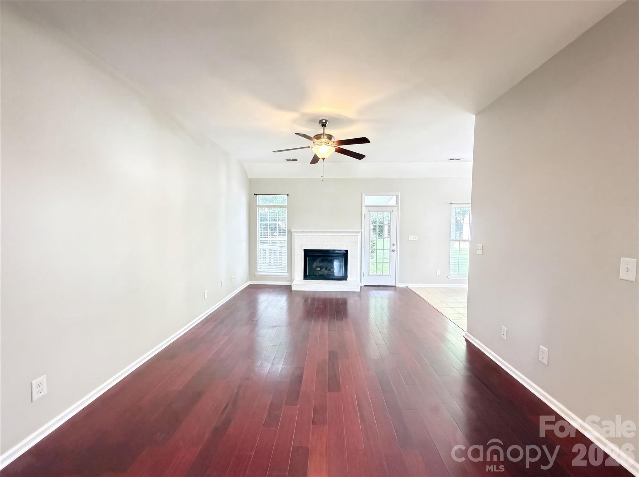 8536 Albury Walk Lane Property Photo 3