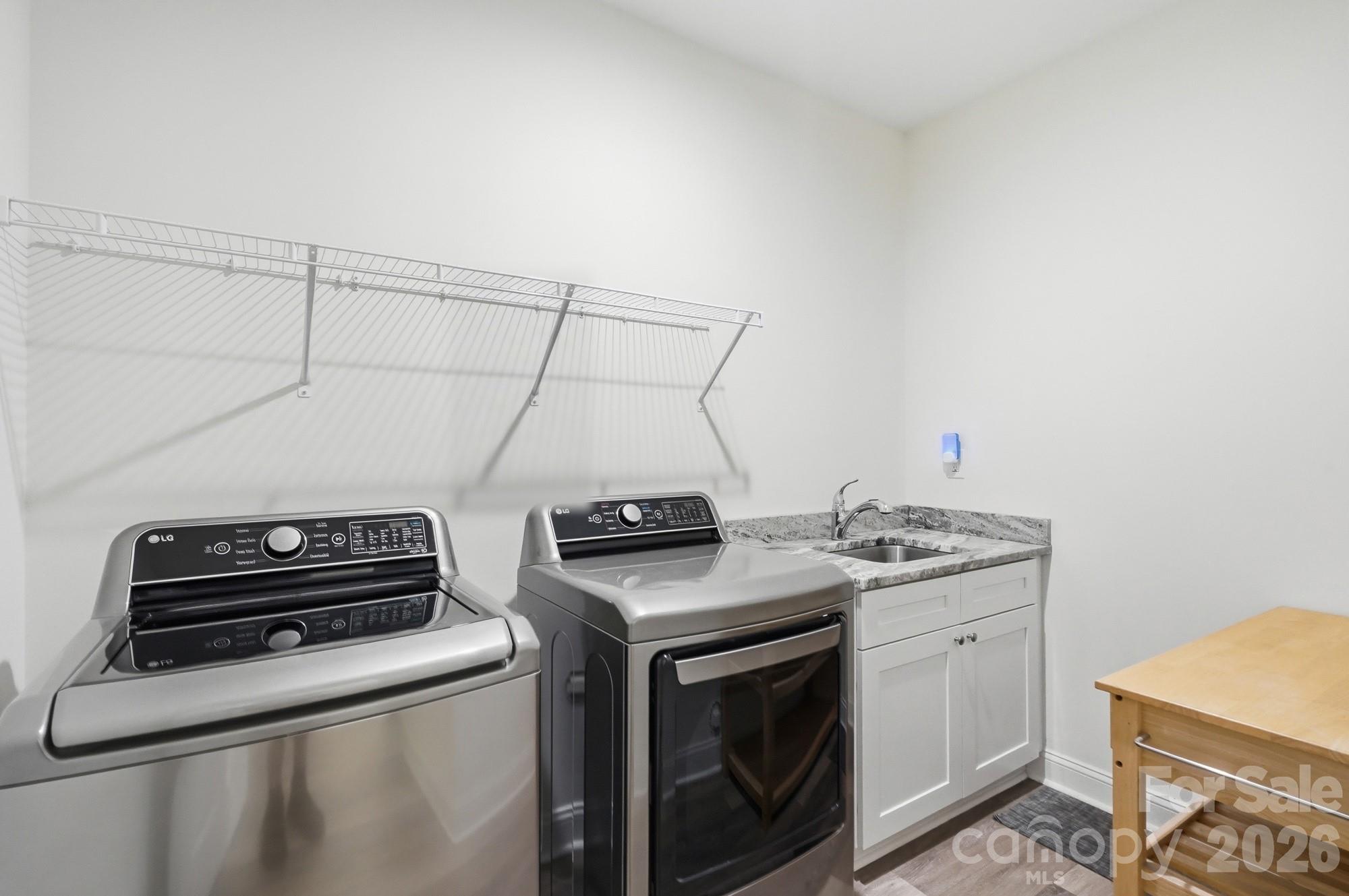 2704 Yellow Bell Way Property Photo 15