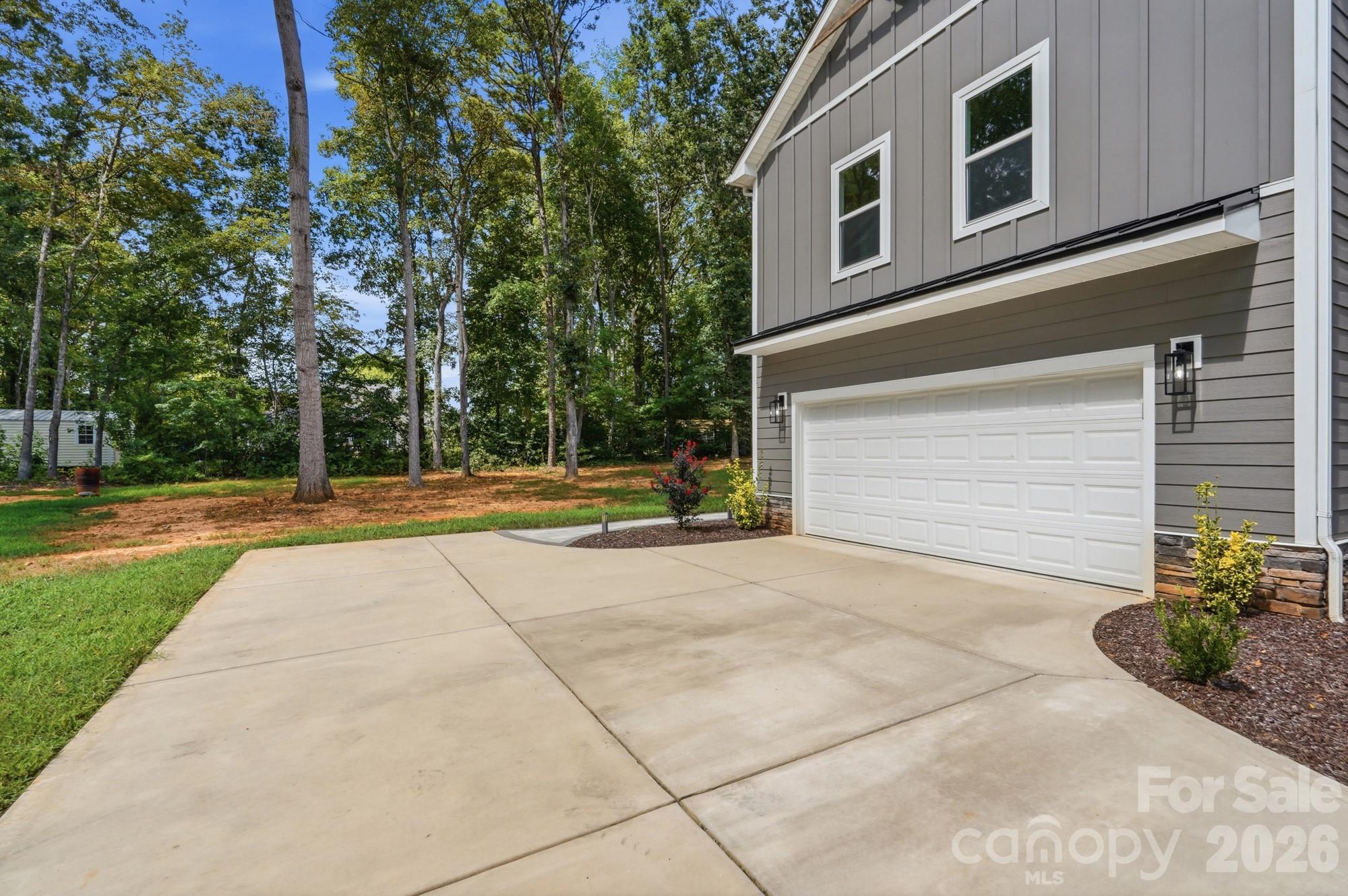 2704 Yellow Bell Way Property Photo 34