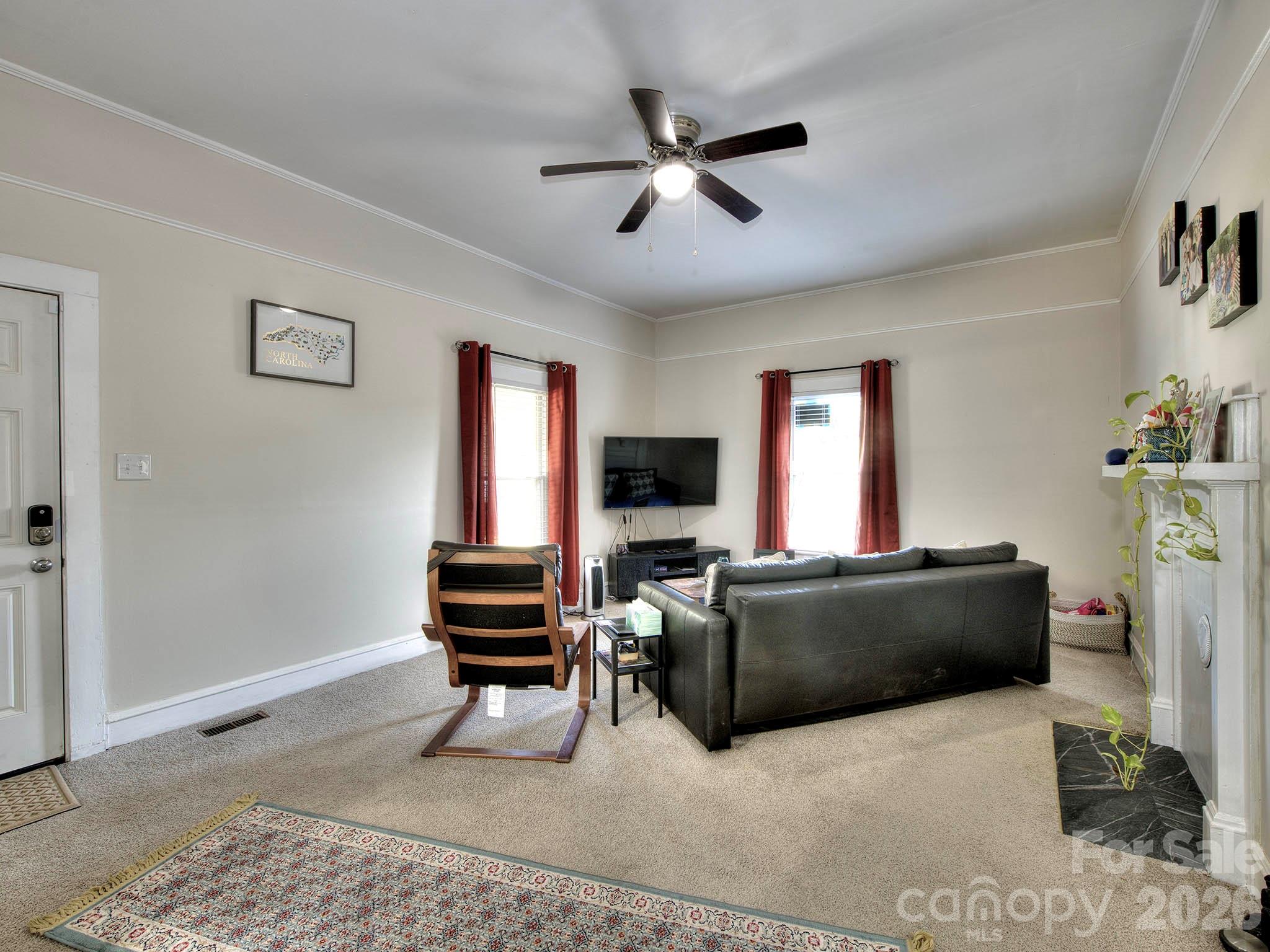 46 Mandalay Place Property Photo 6