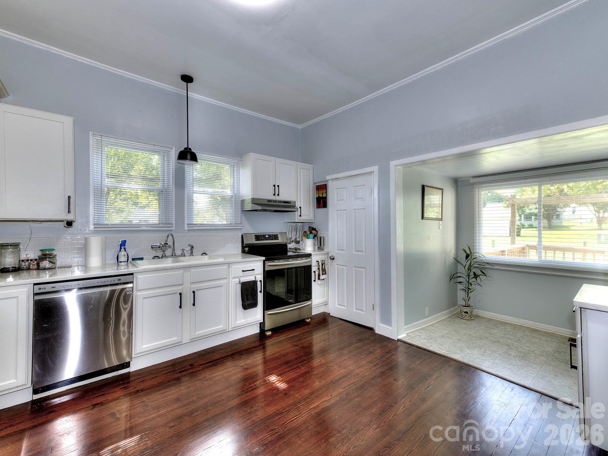 46 Mandalay Place Property Photo 7