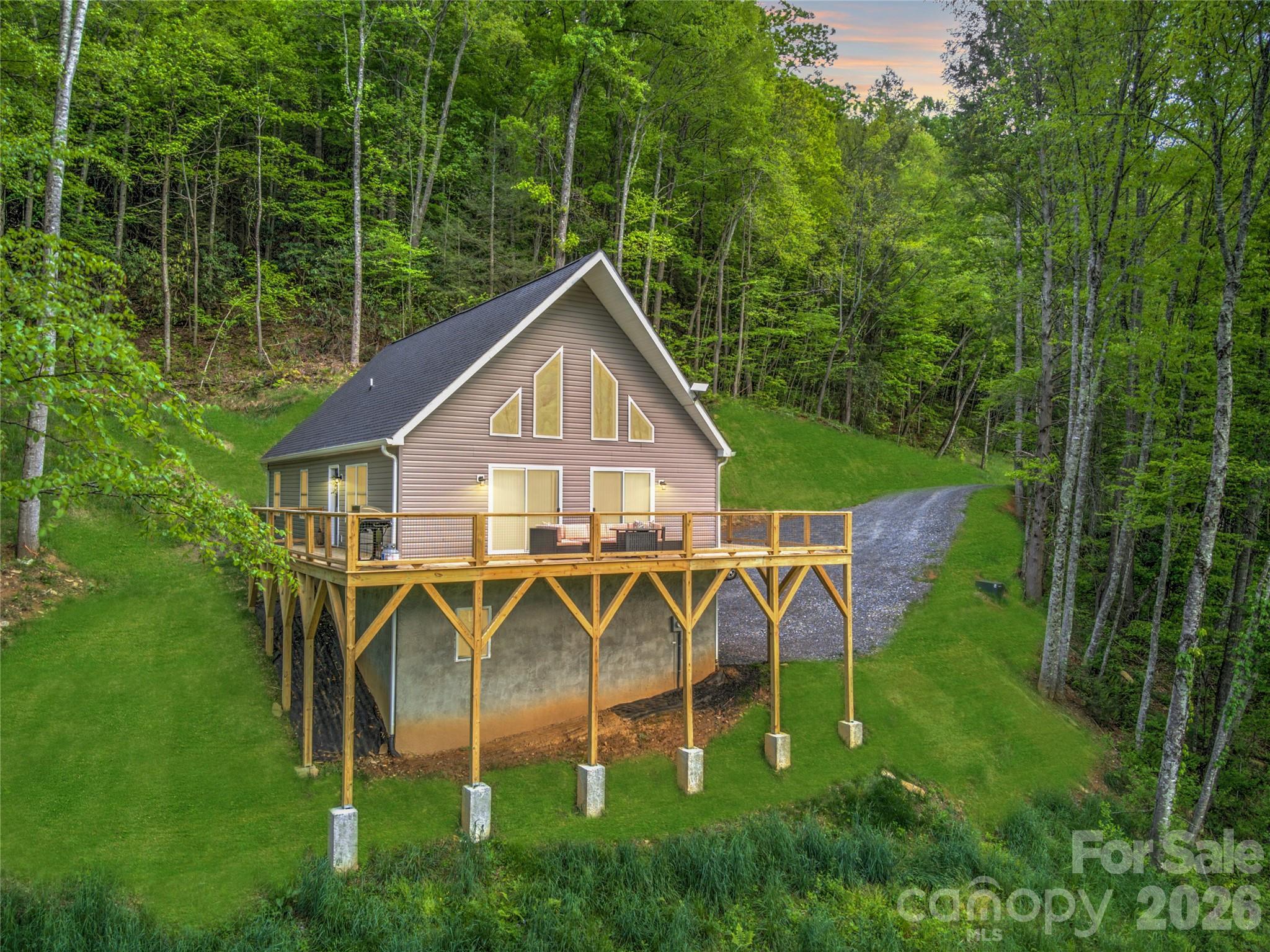 145 Banjo Lane Property Photo 1