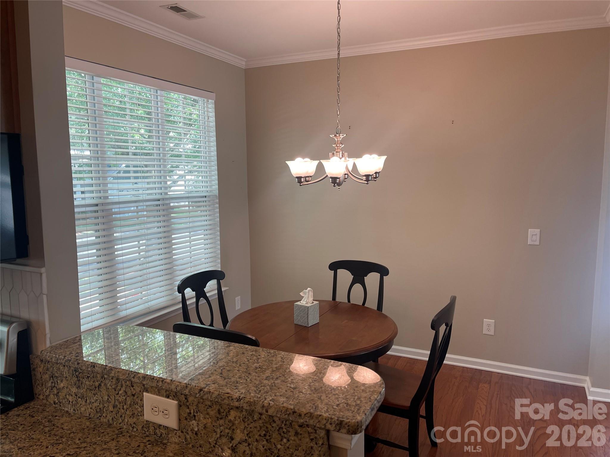 1158 Hammond Drive Property Photo 22
