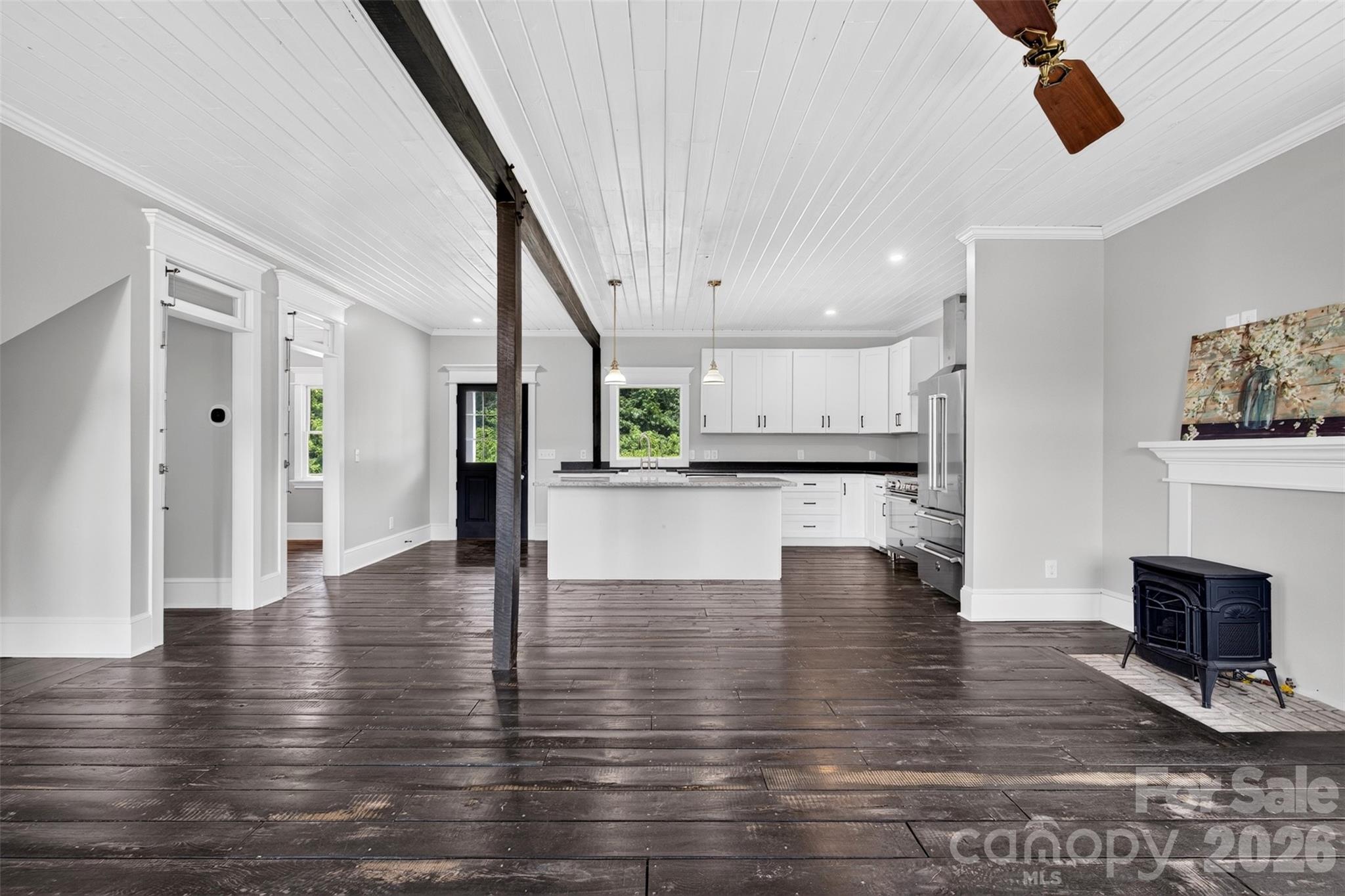 2428 Glade Road Property Photo 17