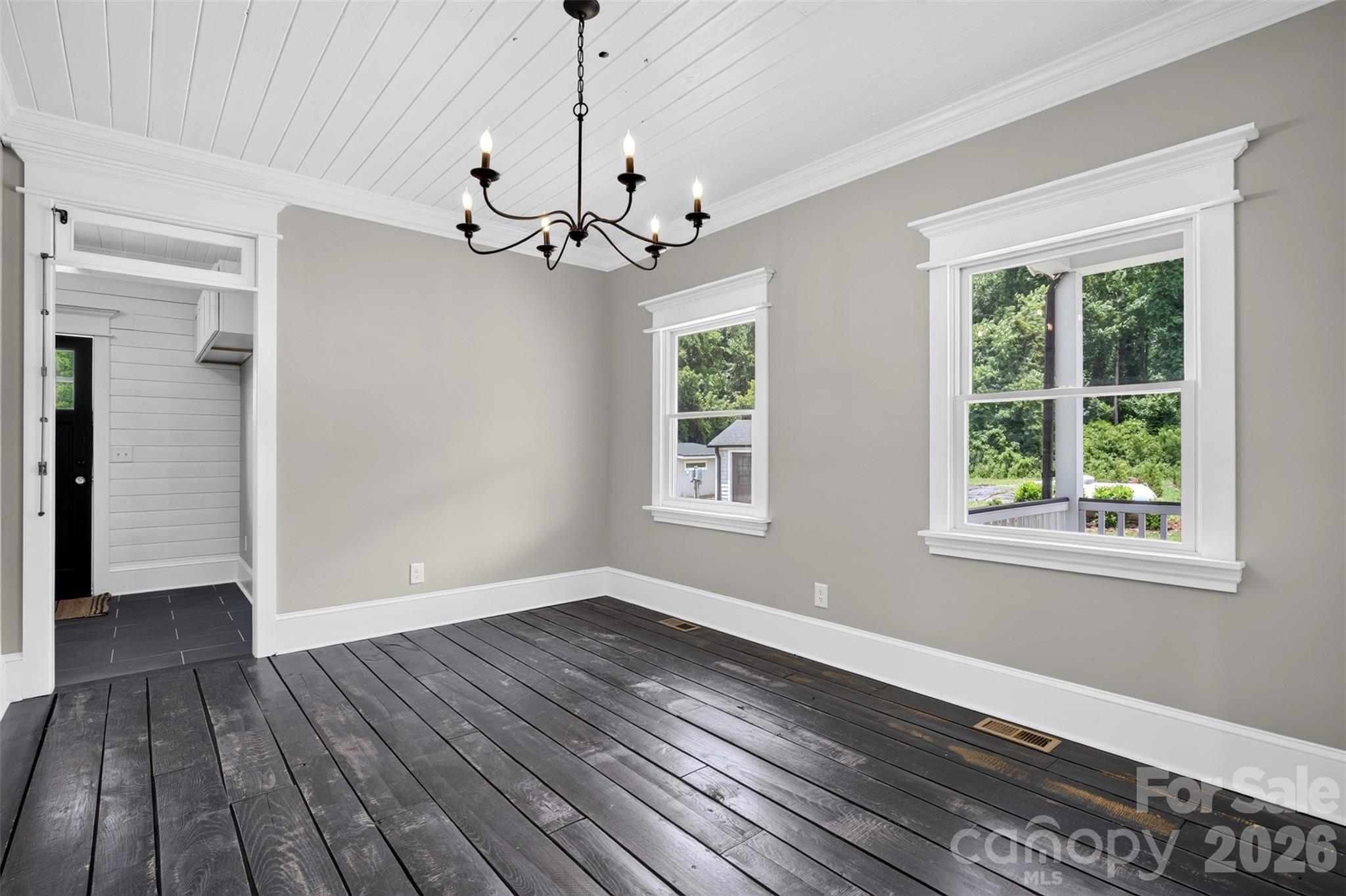 2428 Glade Road Property Photo 20