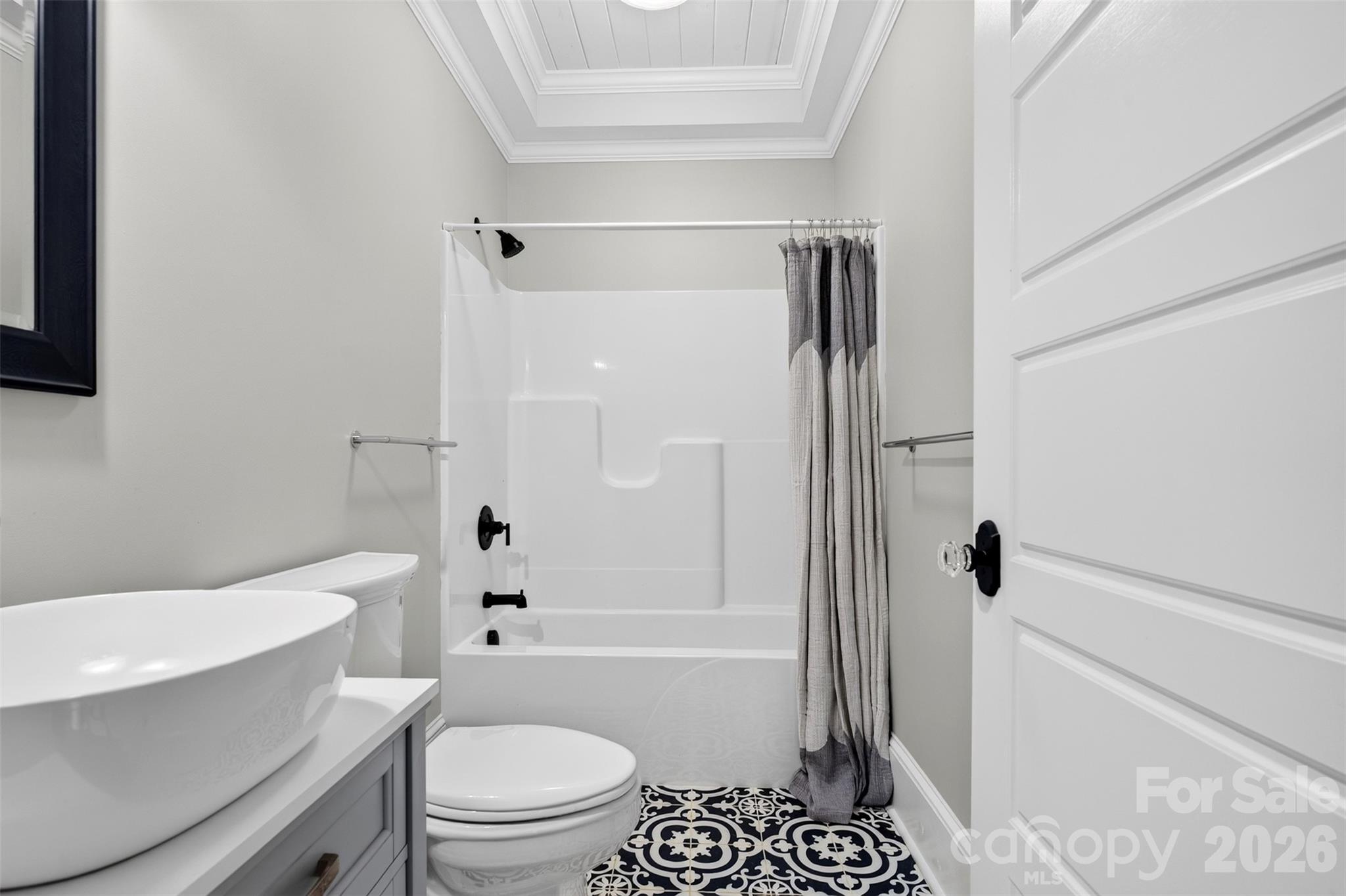 2428 Glade Road Property Photo 23