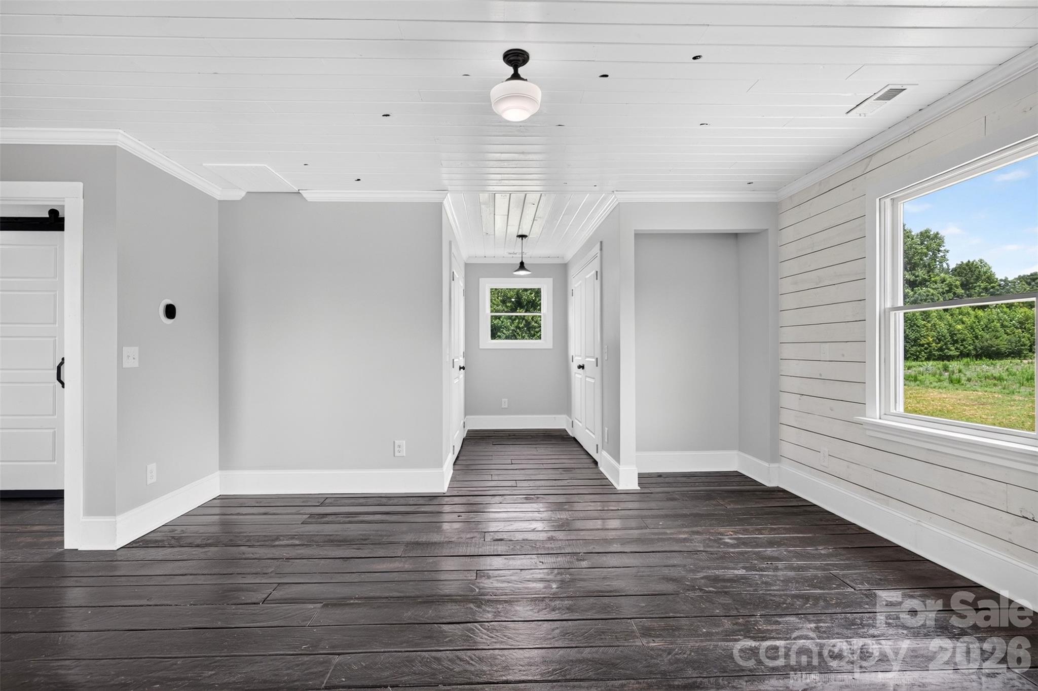 2428 Glade Road Property Photo 29