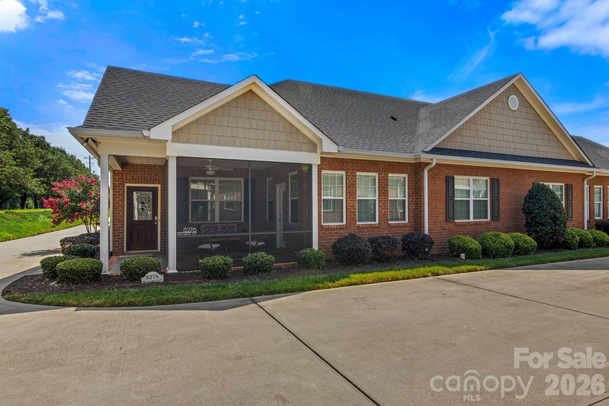 8276 Merchant Court Property Photo 3