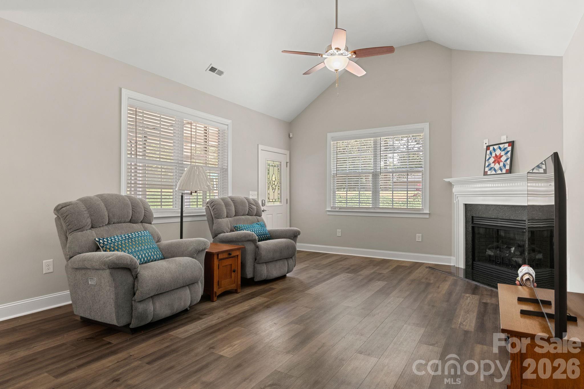 8276 Merchant Court Property Photo 10