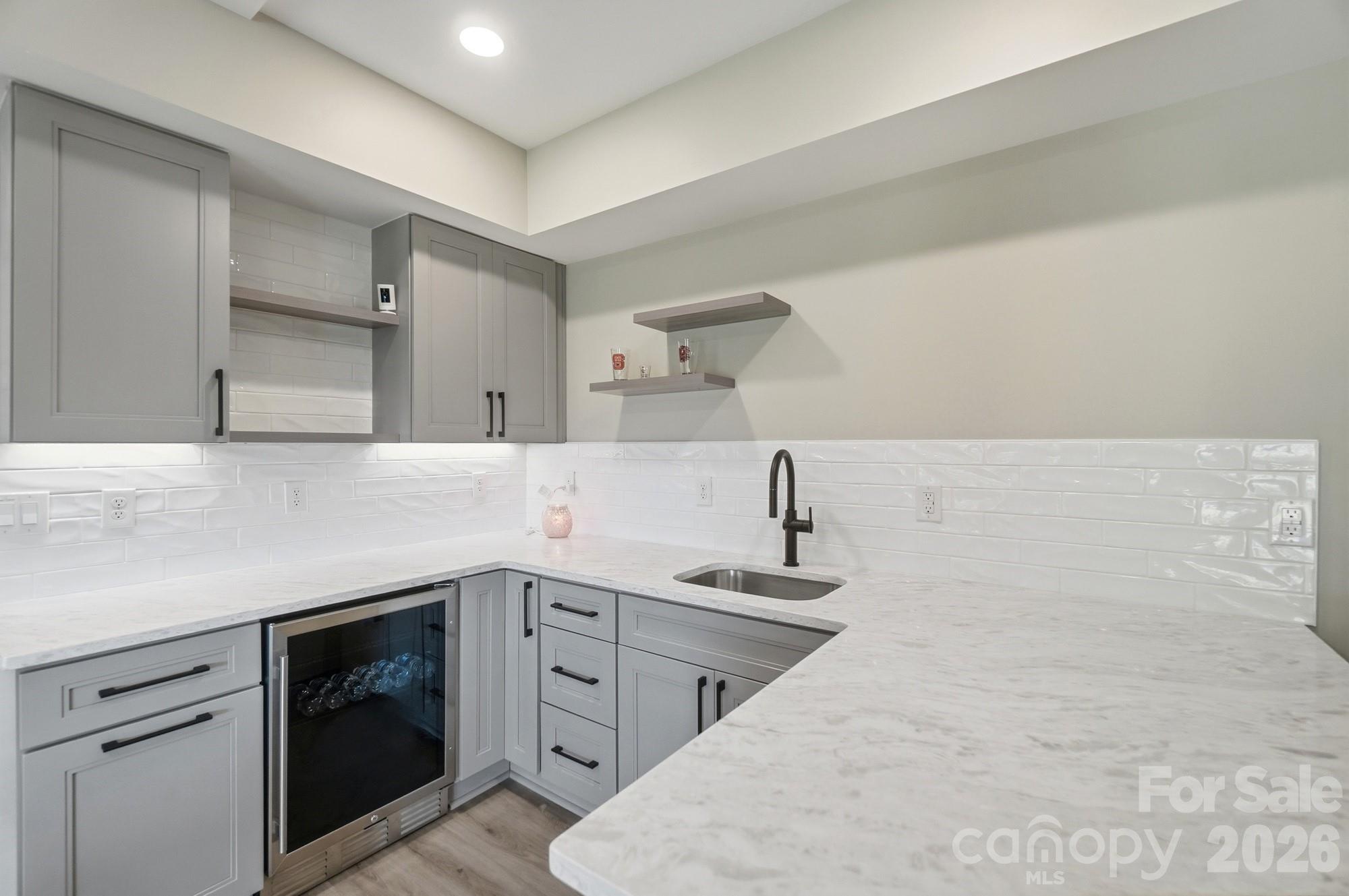 5225 Glenwalk Drive Property Photo 20