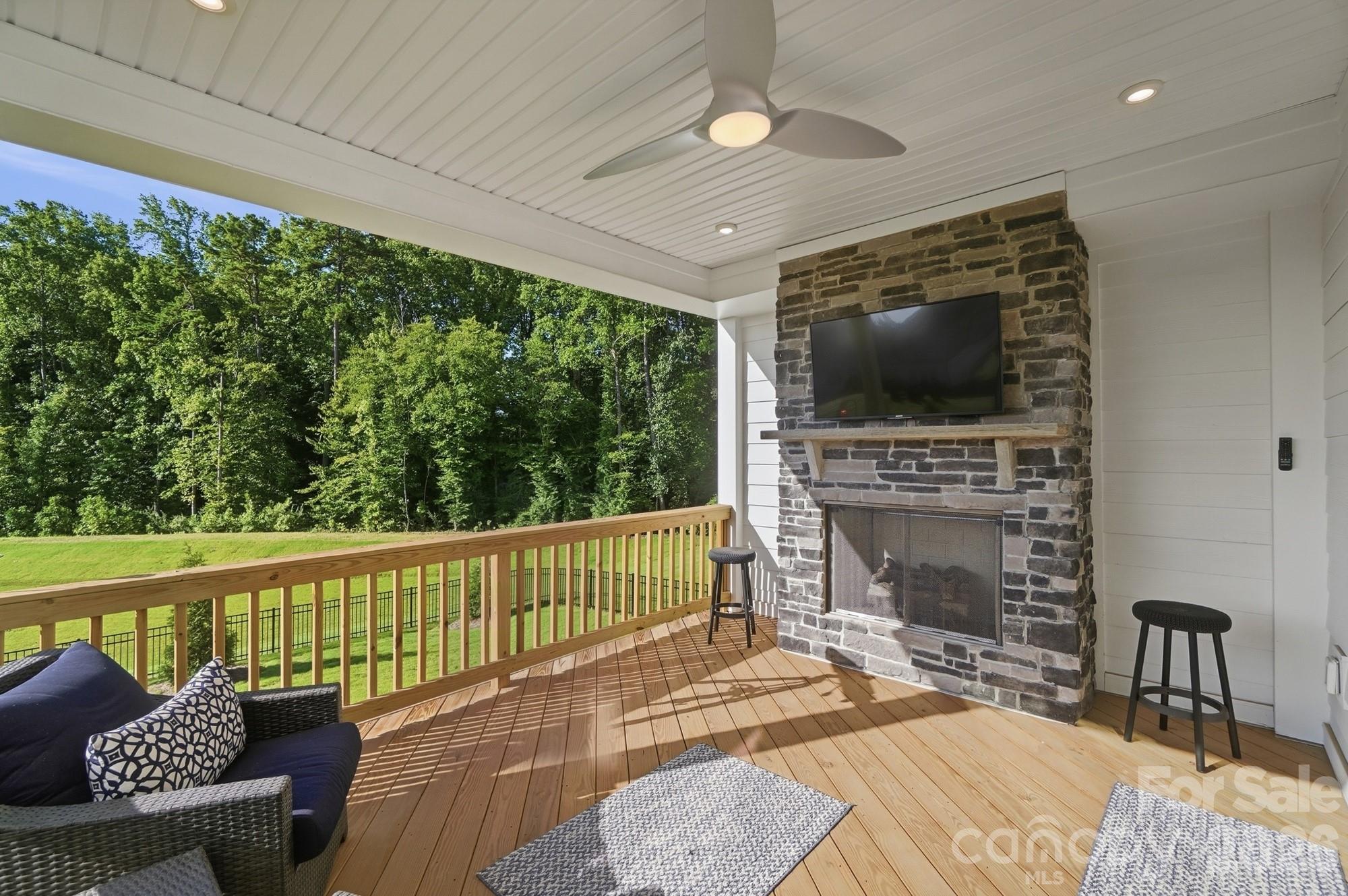 5225 Glenwalk Drive Property Photo 37