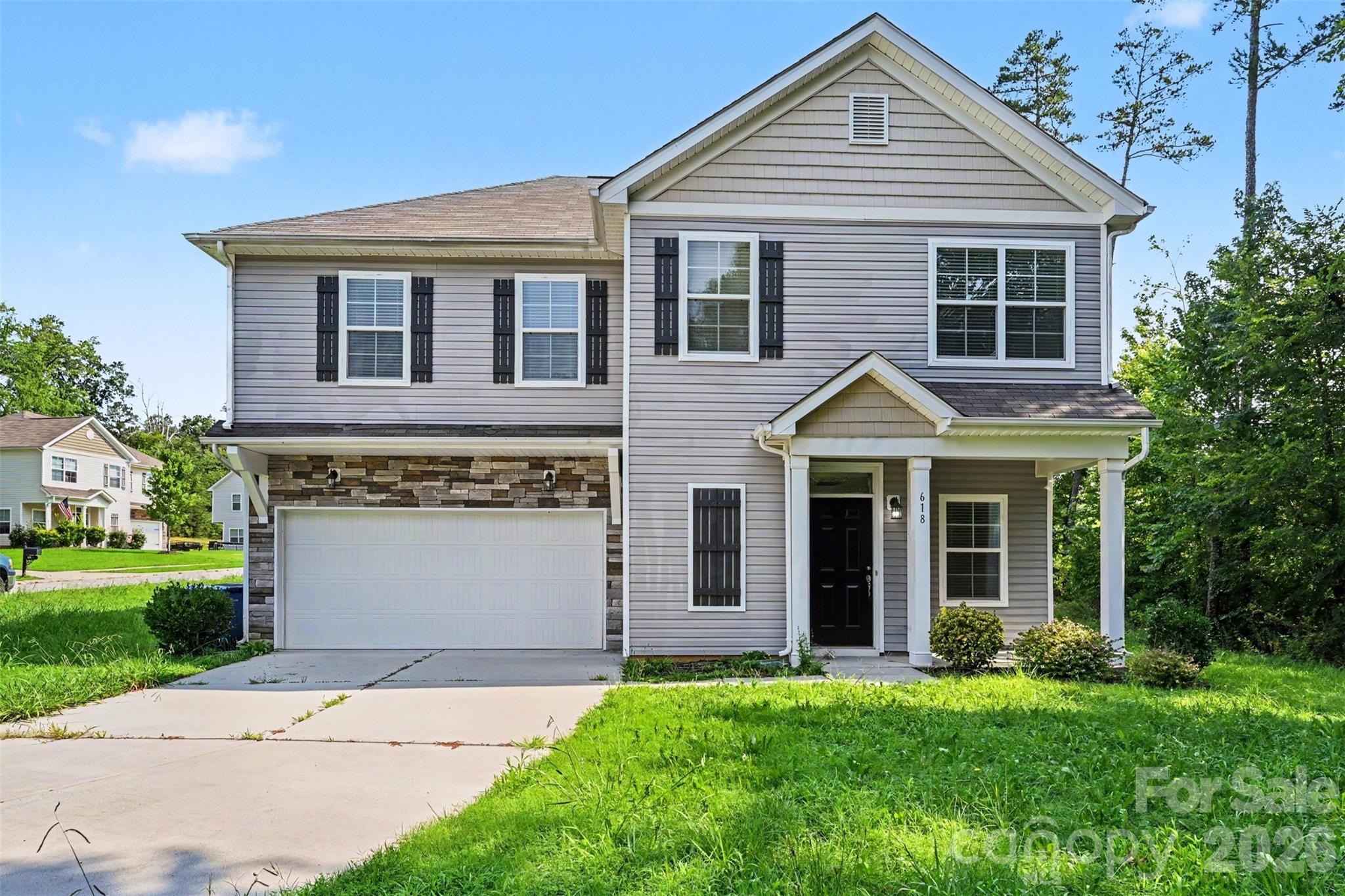 618 Oak Brook Drive Property Photo 1