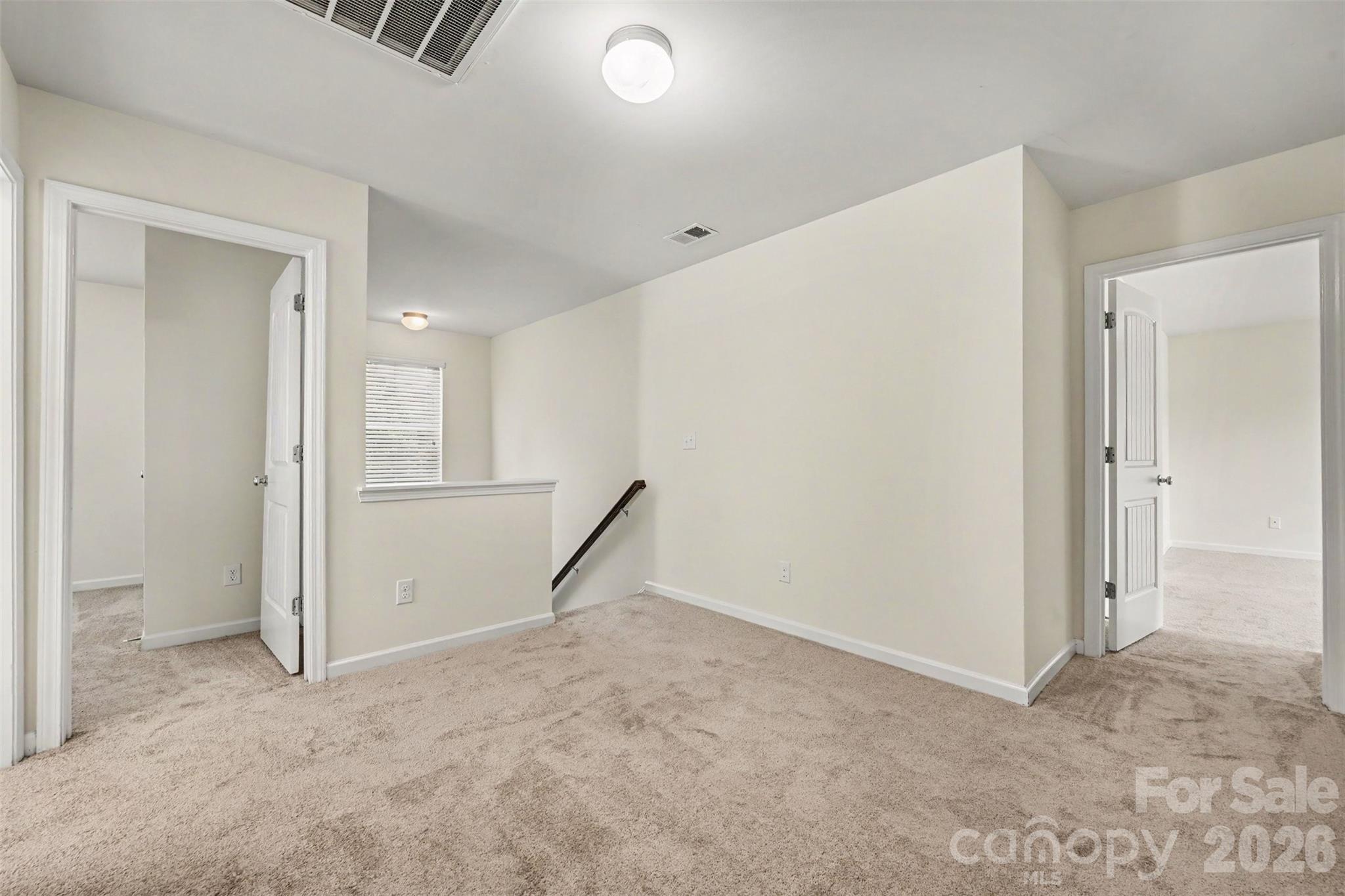 618 Oak Brook Drive Property Photo 10