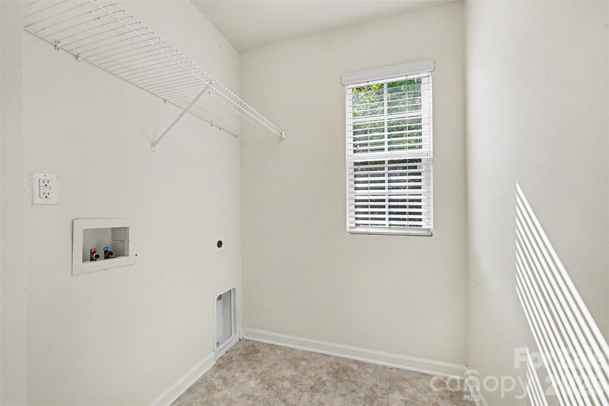 618 Oak Brook Drive Property Photo 22