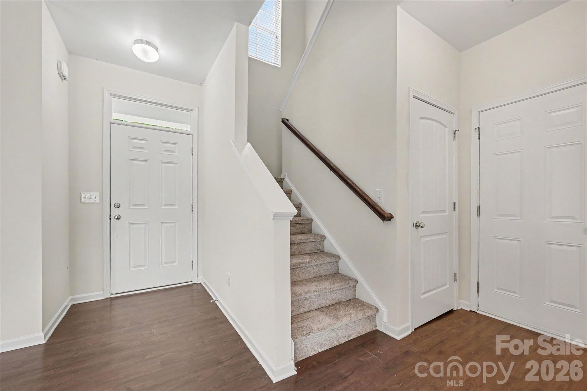 618 Oak Brook Drive Property Photo 25