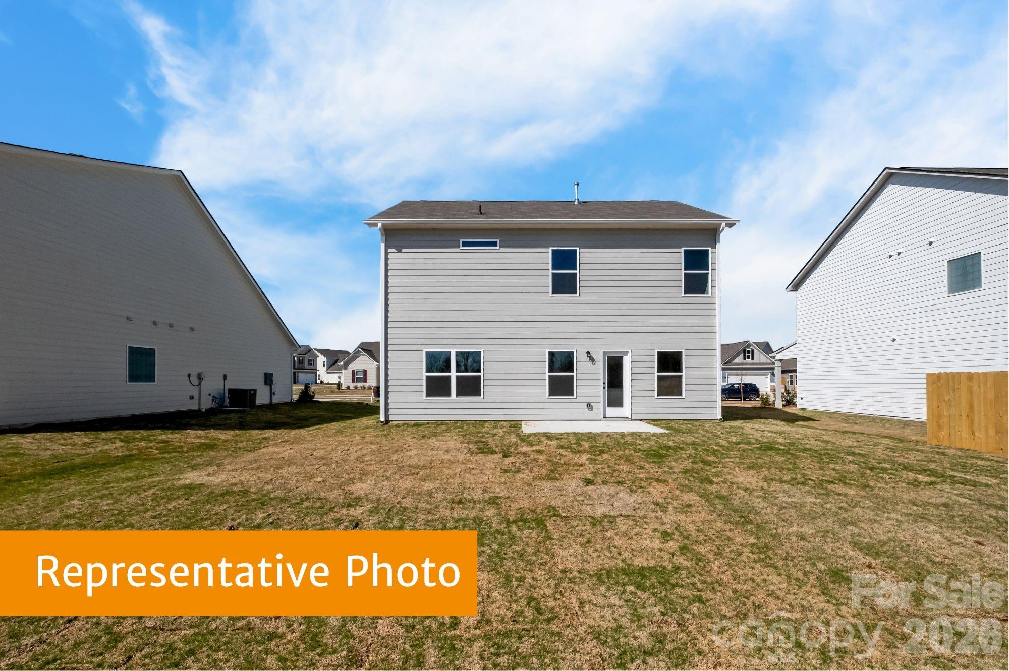 5587 Hagler Loop Property Photo 4