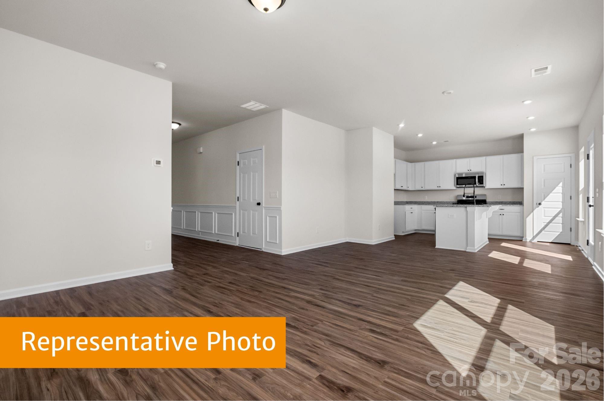 5587 Hagler Loop Property Photo 6
