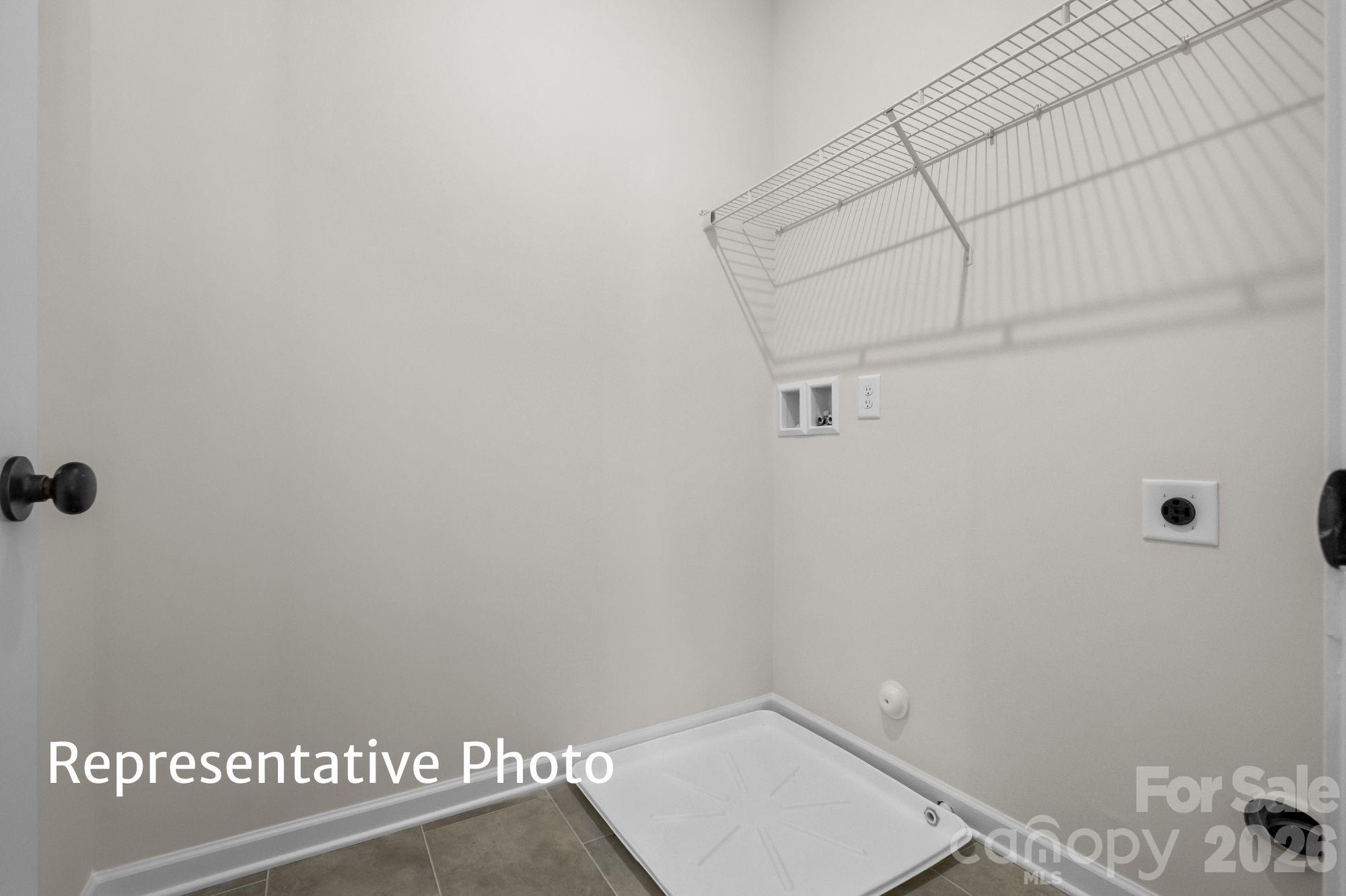5587 Hagler Loop Property Photo 23