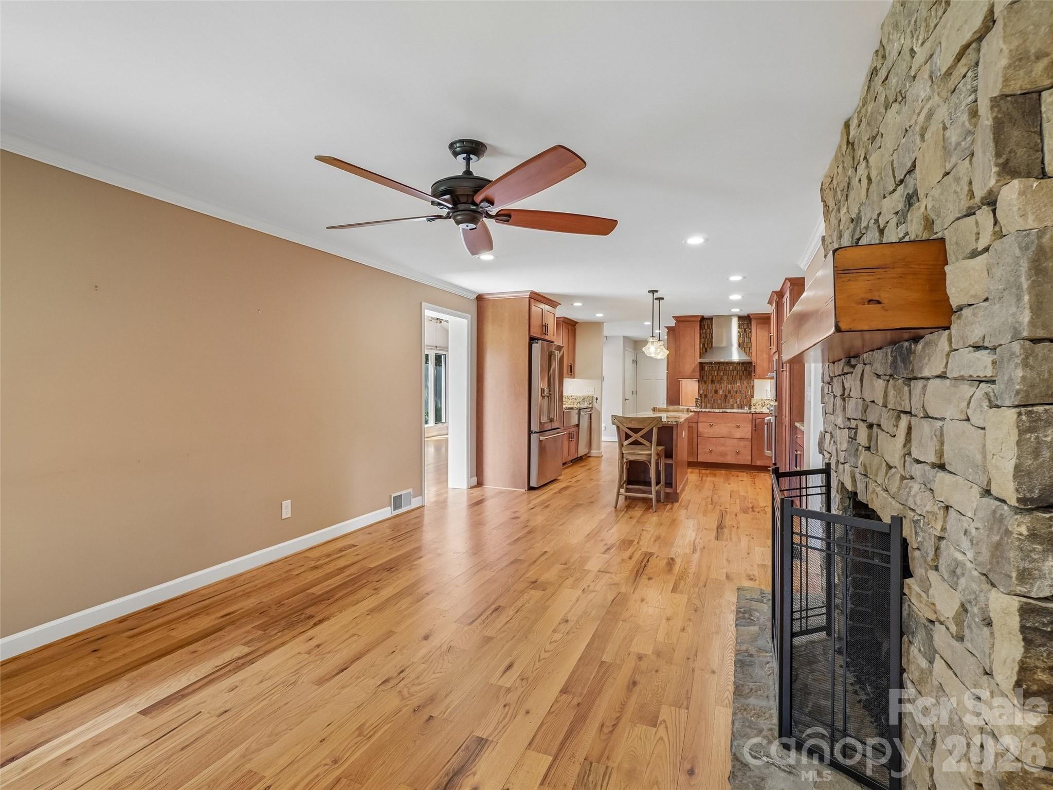 11 Ridgewood Avenue Property Photo 6