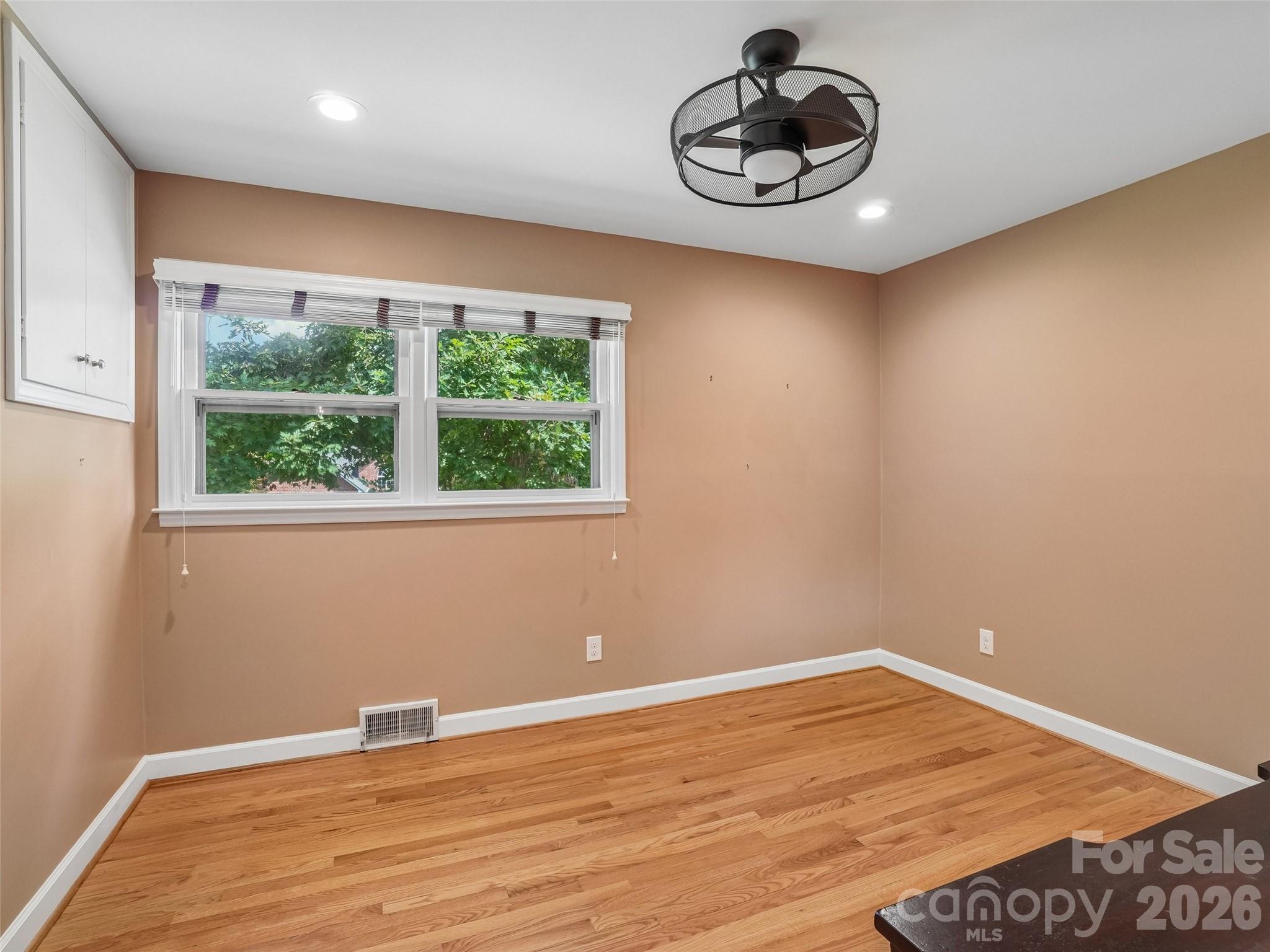 11 Ridgewood Avenue Property Photo 28