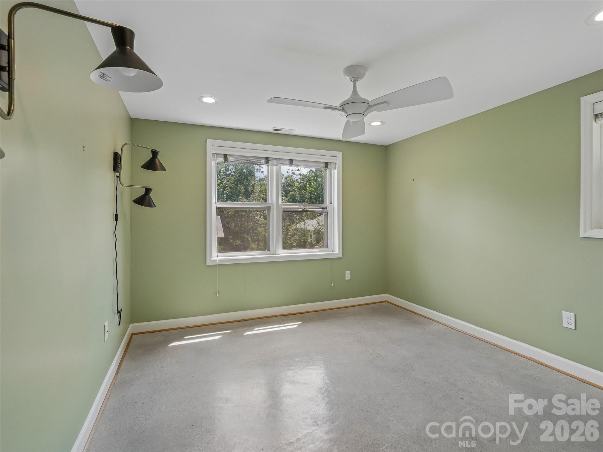 11 Ridgewood Avenue Property Photo 37