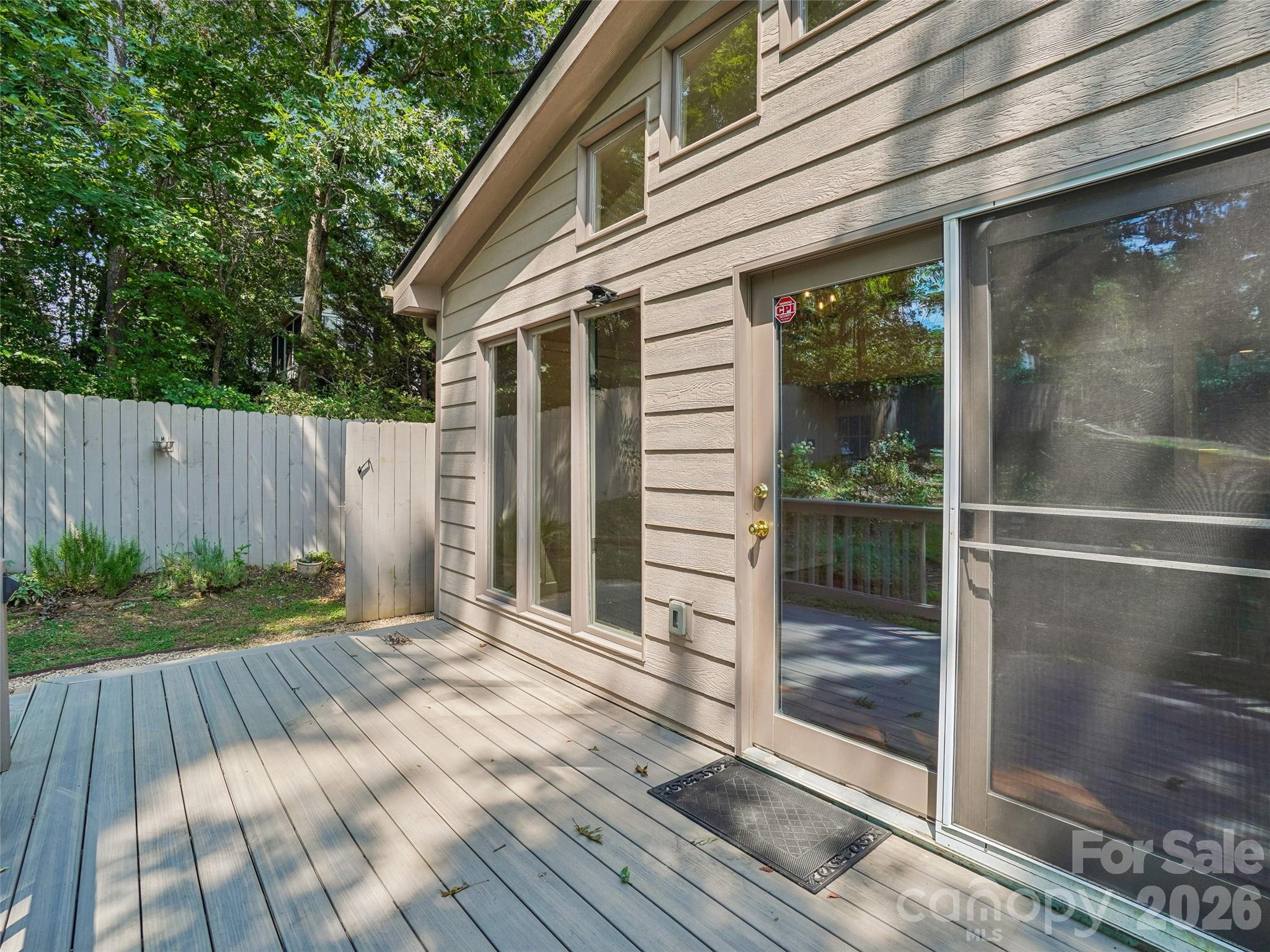 11 Ridgewood Avenue Property Photo 43