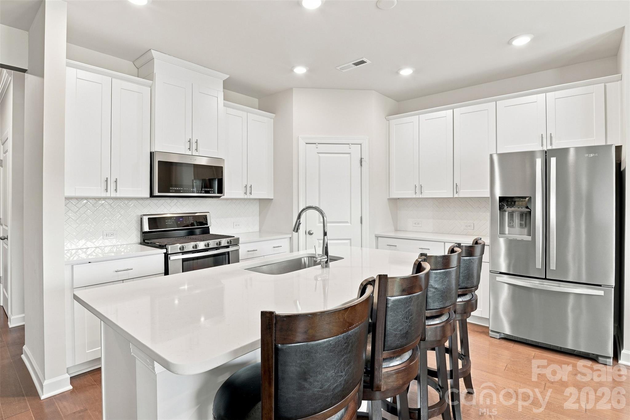 11416 Solstice Way Property Photo 3