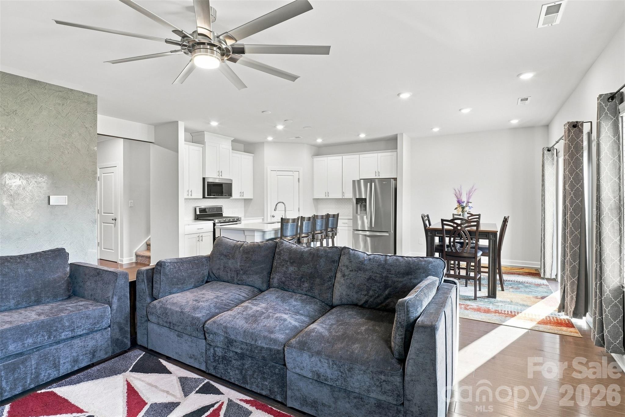 11416 Solstice Way Property Photo 11