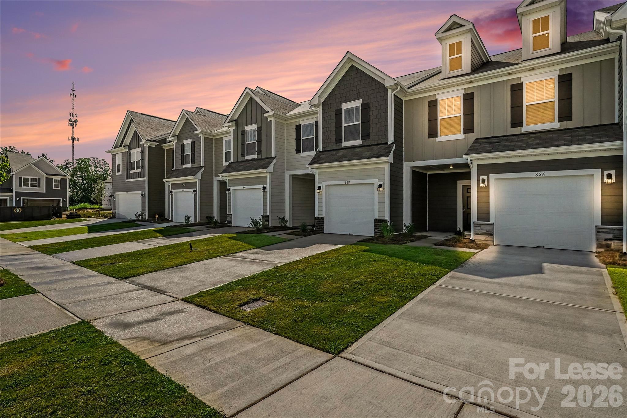 4413201 Property Photo 2