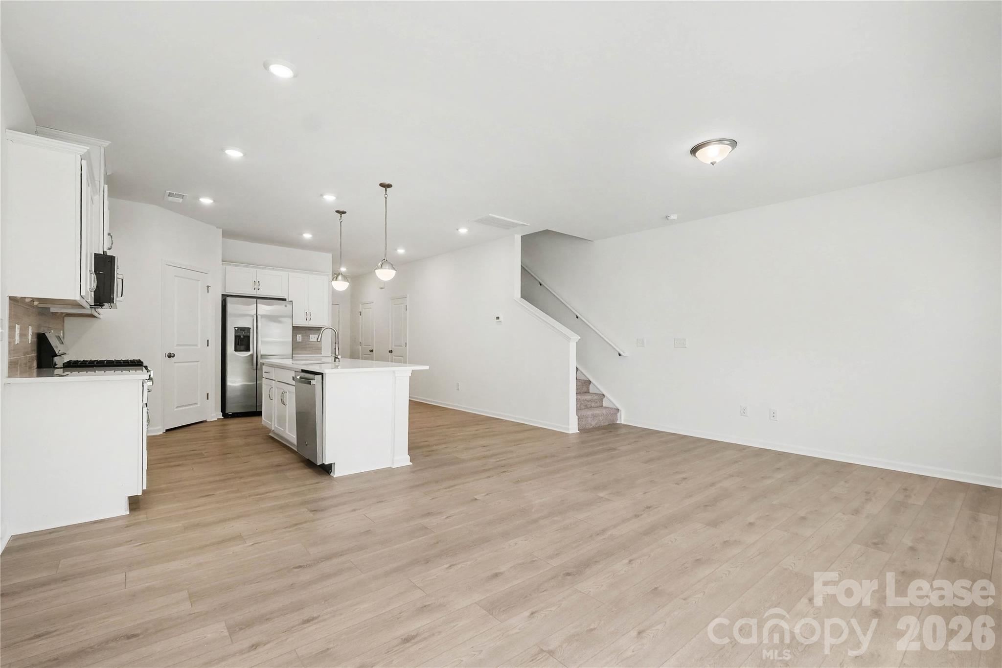4413201 Property Photo 13