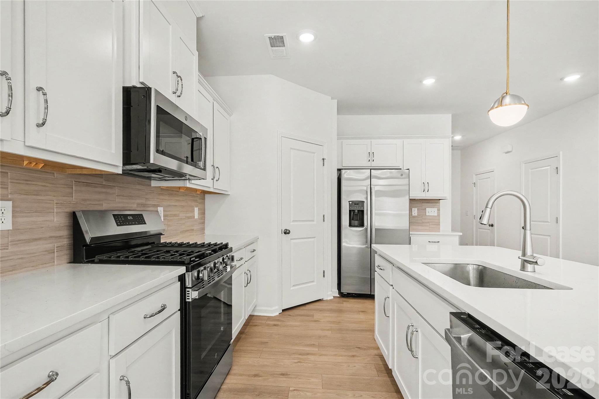 4413201 Property Photo 14