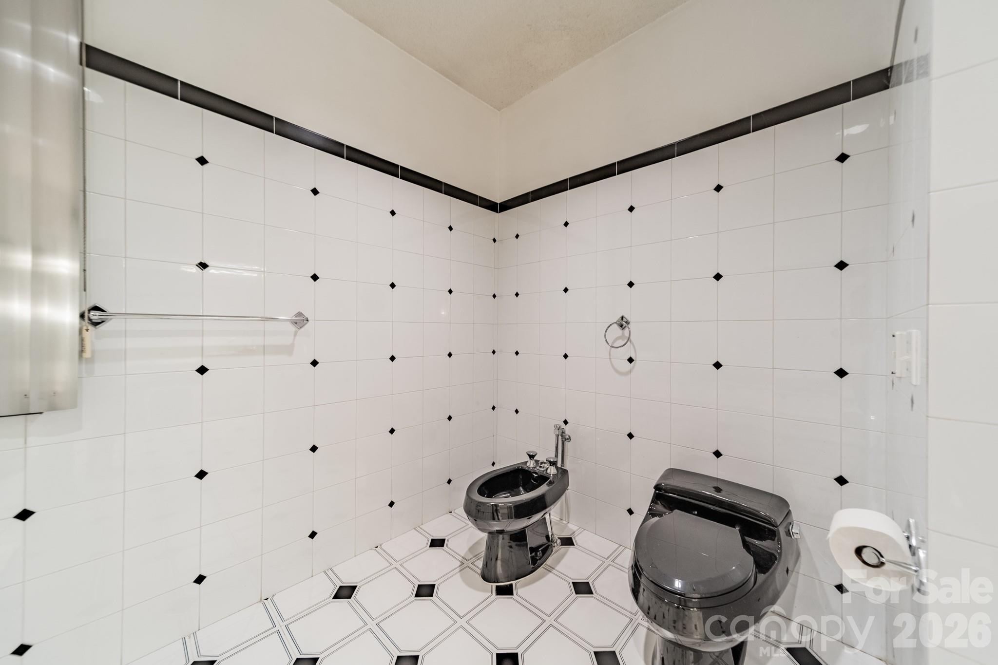 624 Springbrook Avenue Property Photo 30