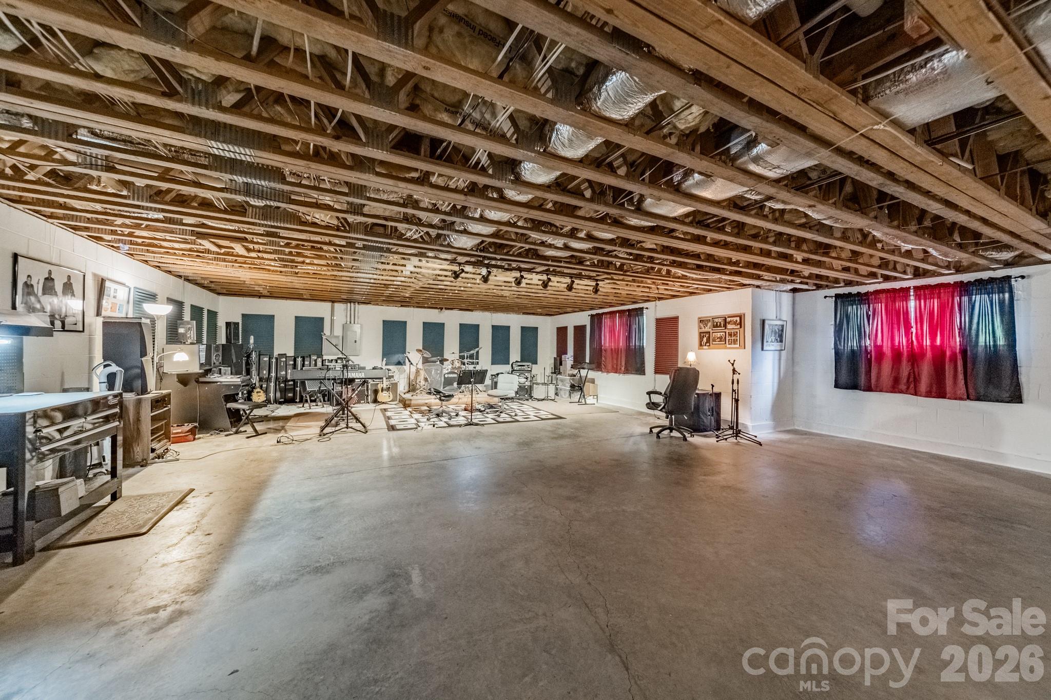 624 Springbrook Avenue Property Photo 42