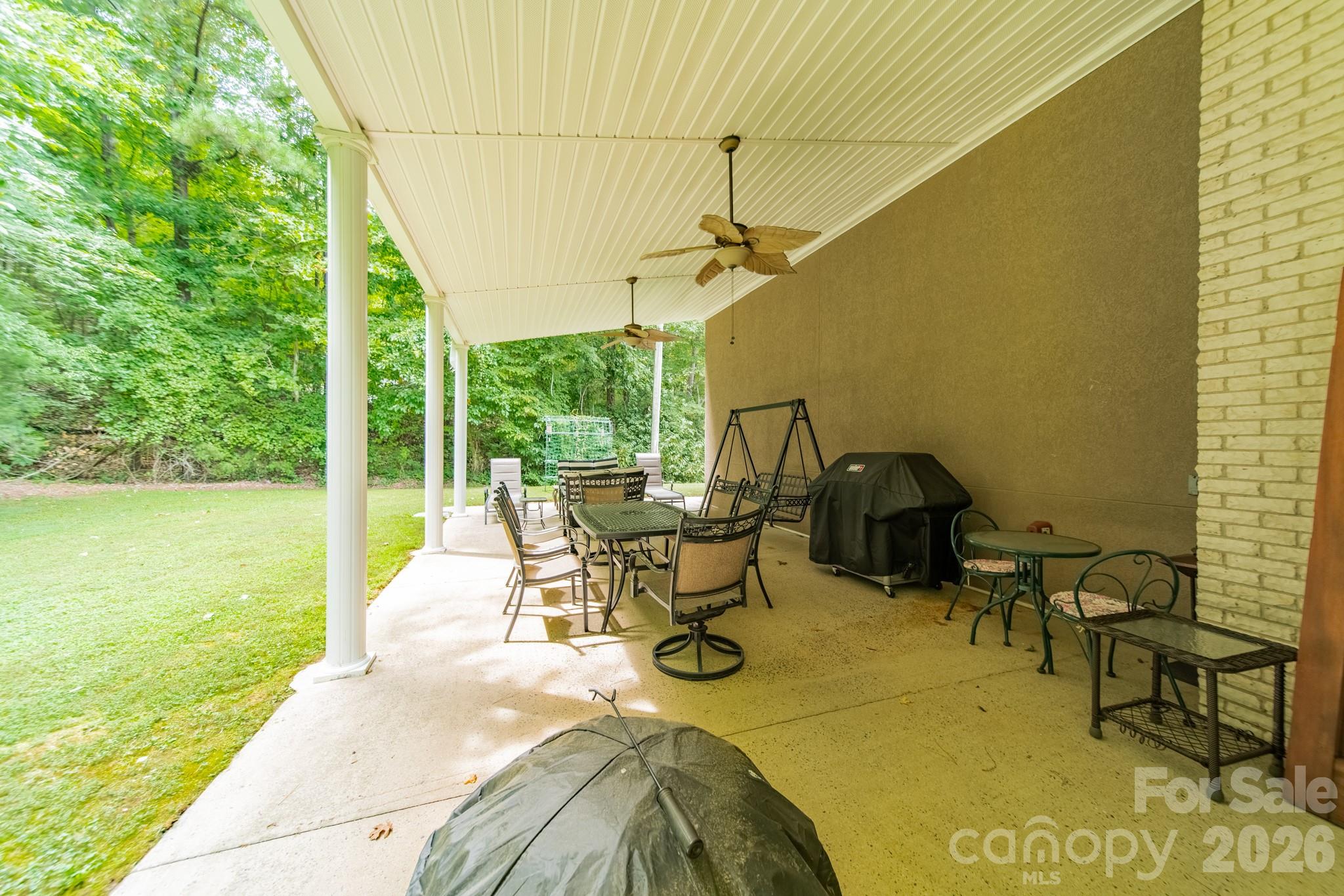 624 Springbrook Avenue Property Photo 45