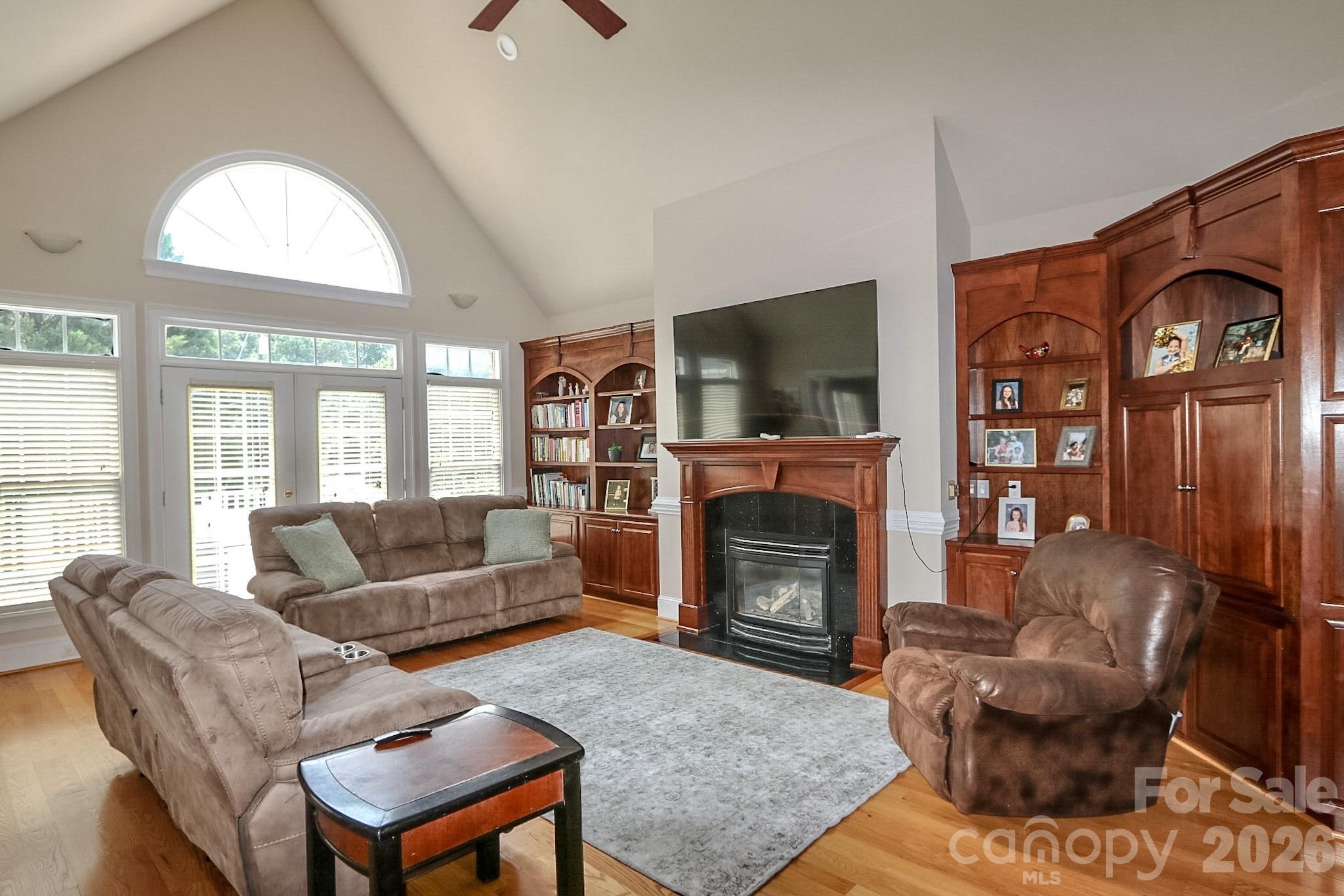 531 Westbrook Street Property Photo 1