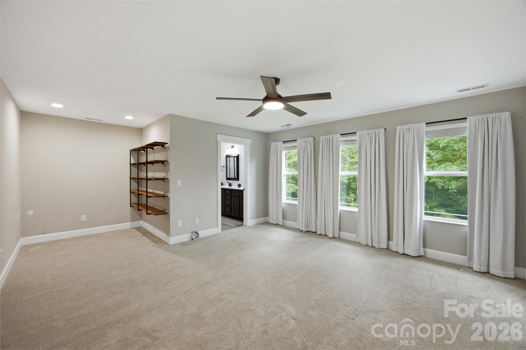 4084 Lydia Suzanne Place Property Photo 15