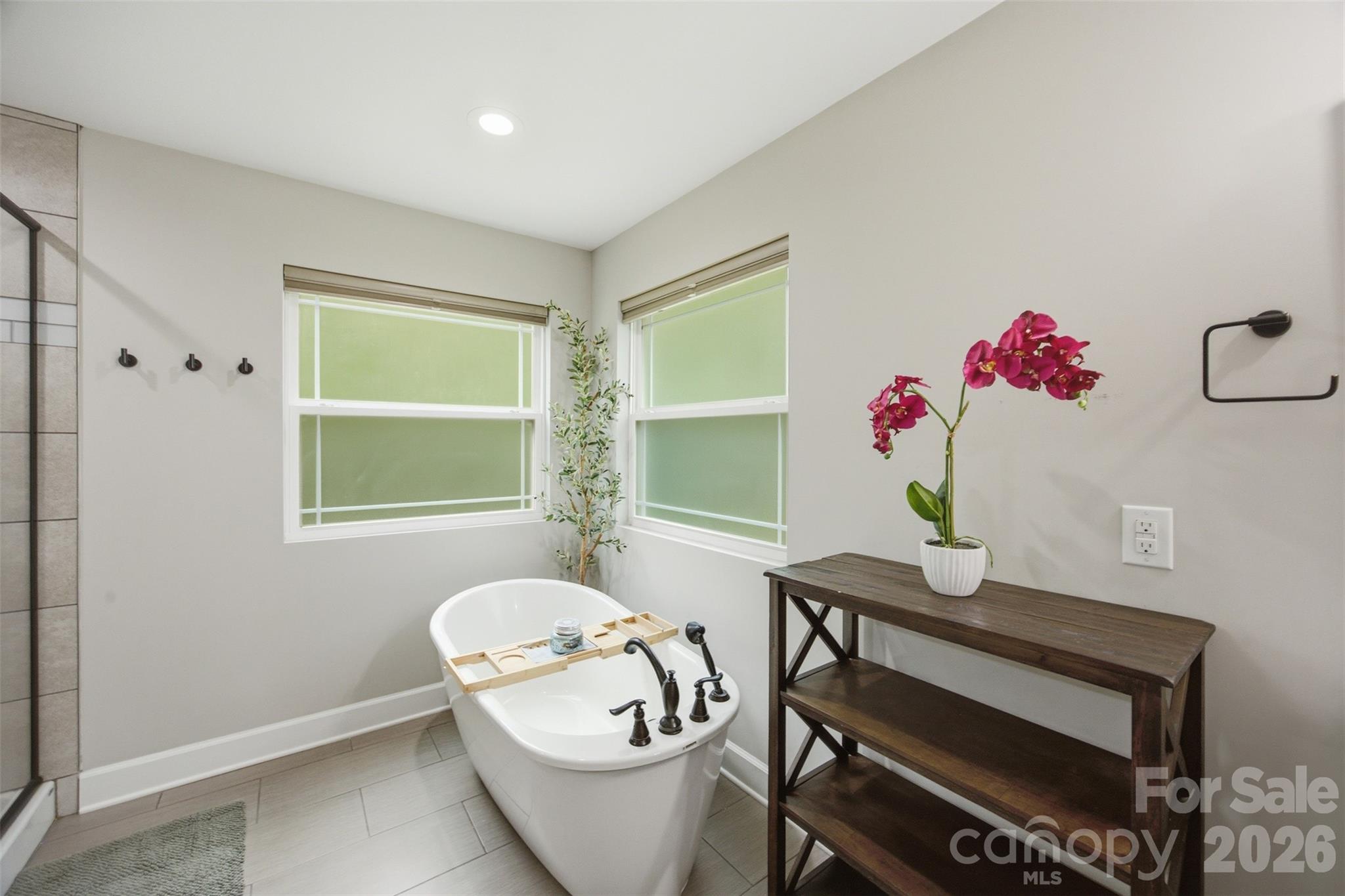 4084 Lydia Suzanne Place Property Photo 18