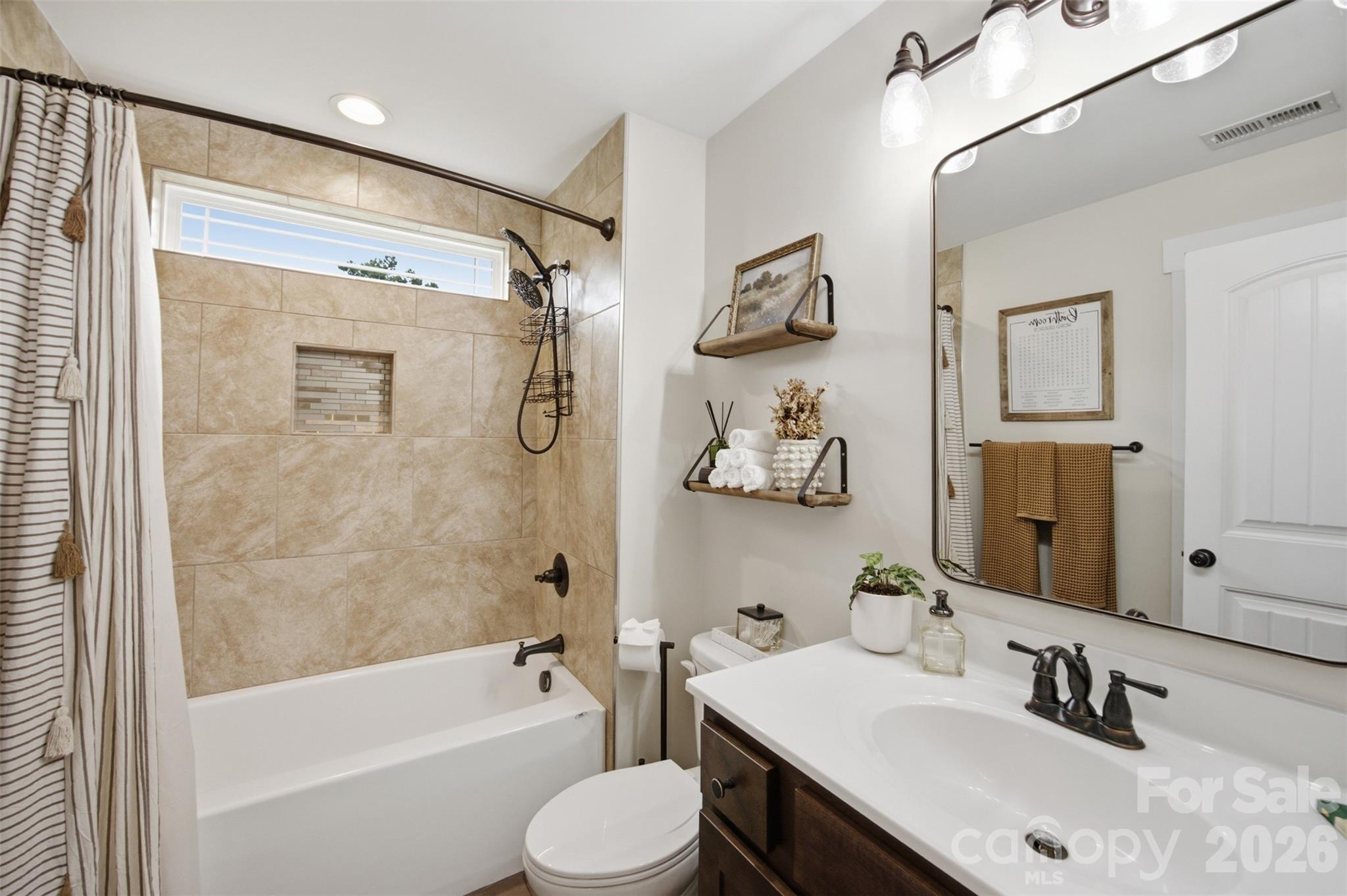 4084 Lydia Suzanne Place Property Photo 24