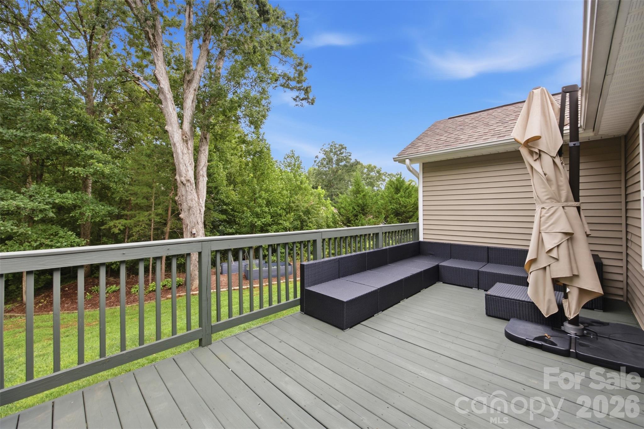 4084 Lydia Suzanne Place Property Photo 28