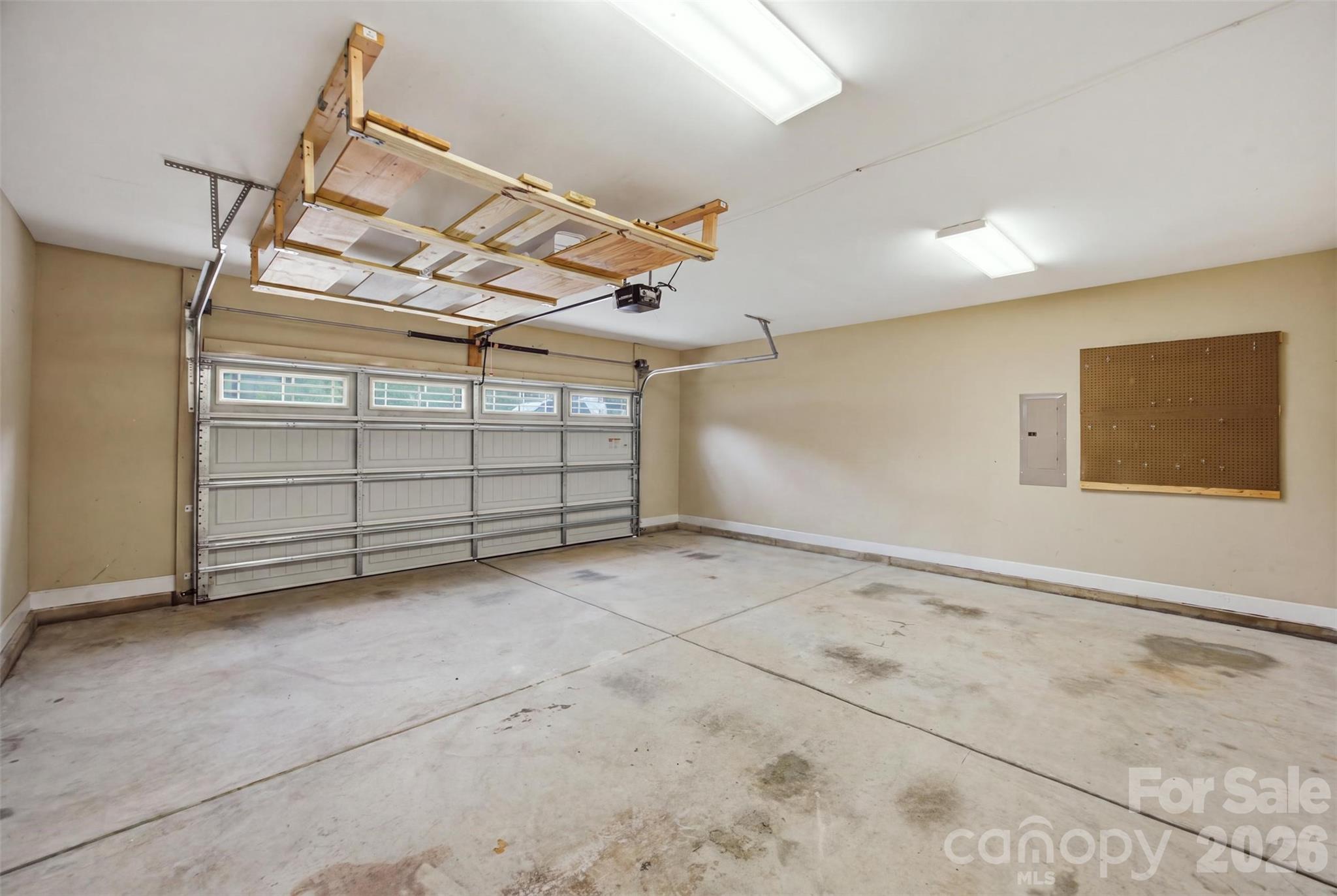 4084 Lydia Suzanne Place Property Photo 32